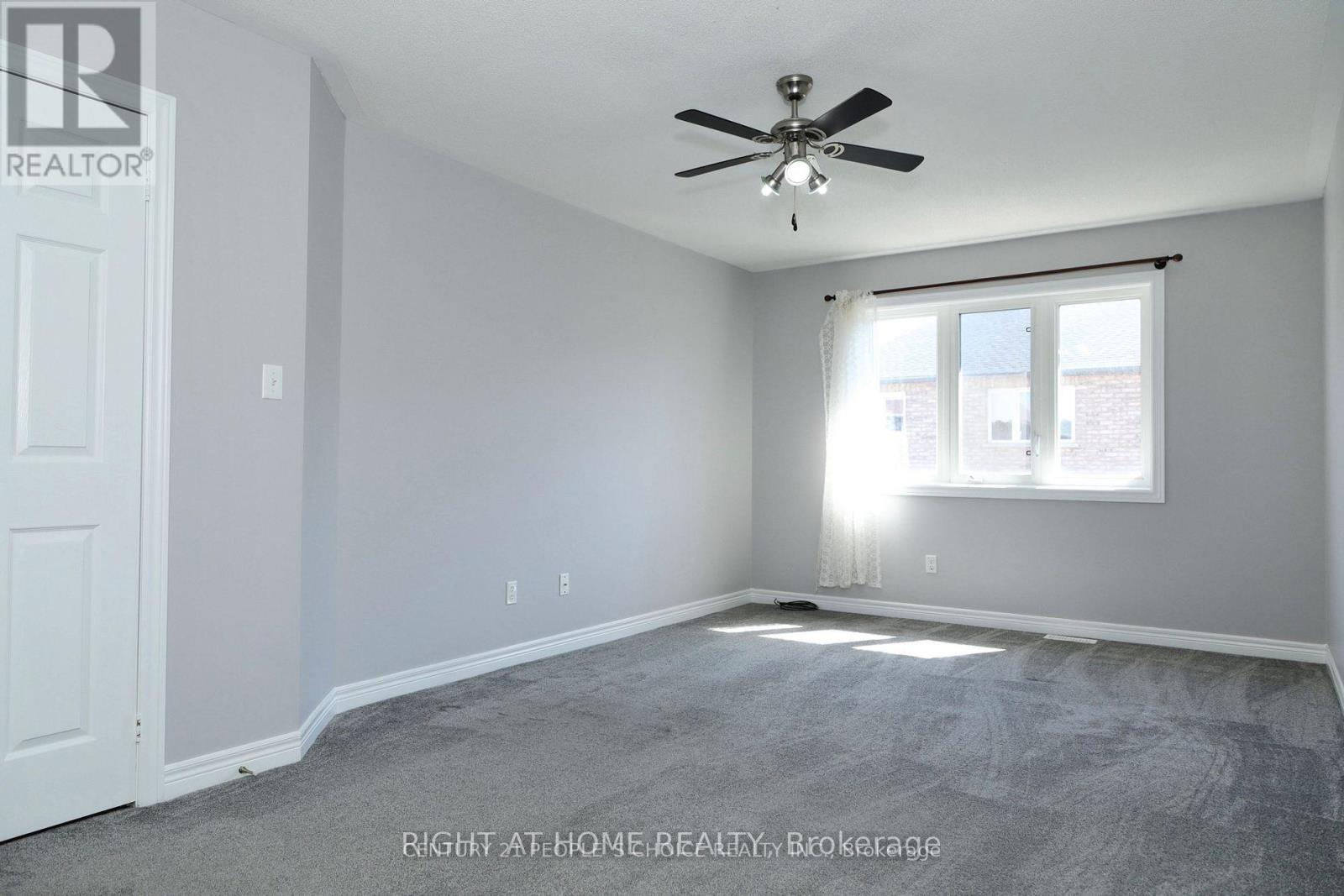 15 Krakow Street, Brampton, Ontario  L6Y 0K9 - Photo 8 - W12686860