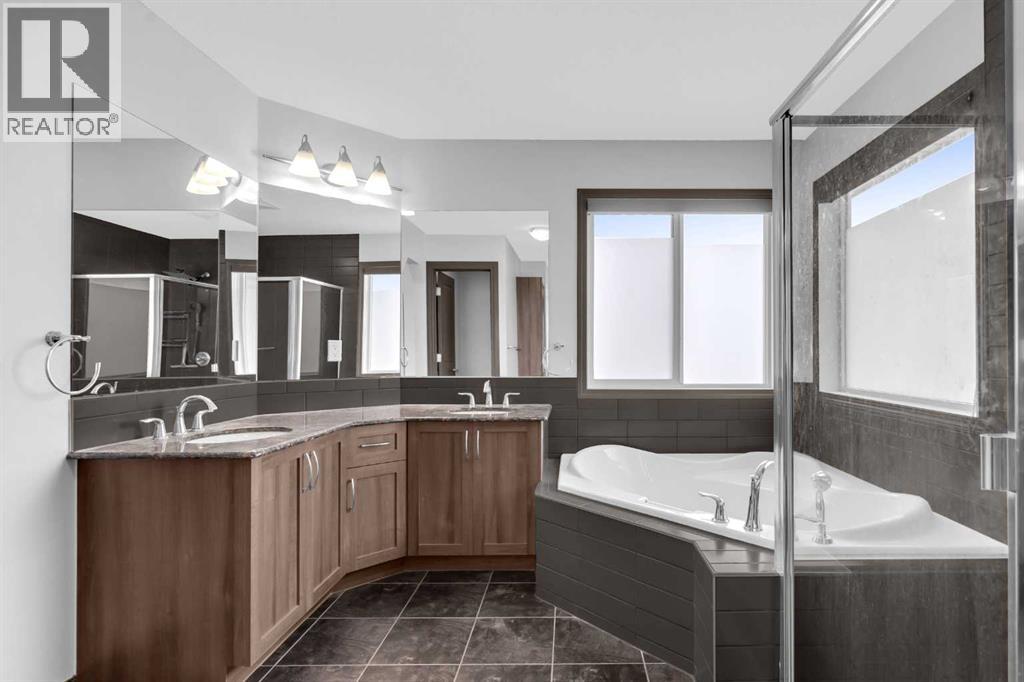 1121 Kingston Crescent Se, Airdrie, Alberta  T4A 0G1 - Photo 38 - A2273731