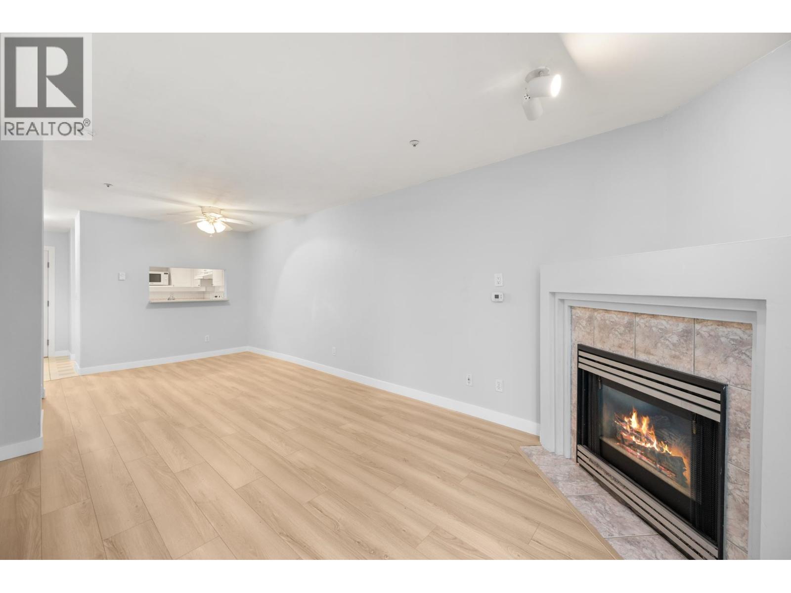 103 2231 Welcher Avenue, Port Coquitlam, British Columbia  V3C 6H5 - Photo 2 - R3078388