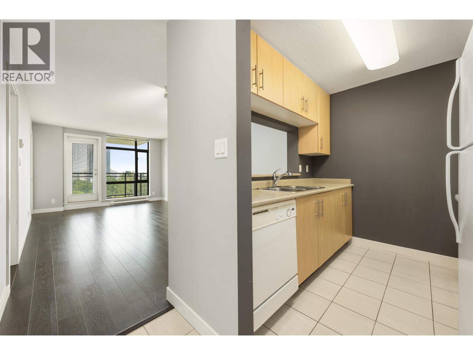 1203 3660 Vanness Avenue, Vancouver, British Columbia  V5R 6H8 - Photo 5 - R3078424