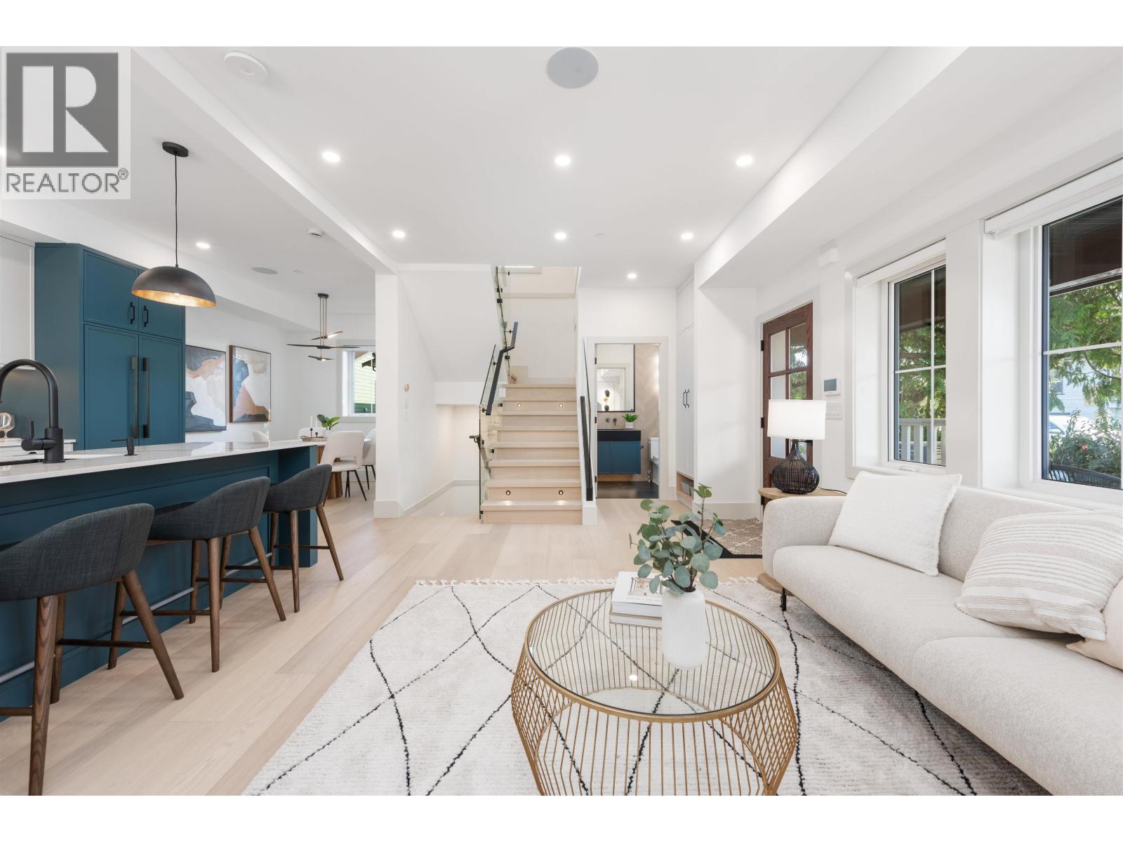 1 375 E 33rd Avenue, Vancouver, British Columbia  V5V 2Z8 - Photo 2 - R3078440