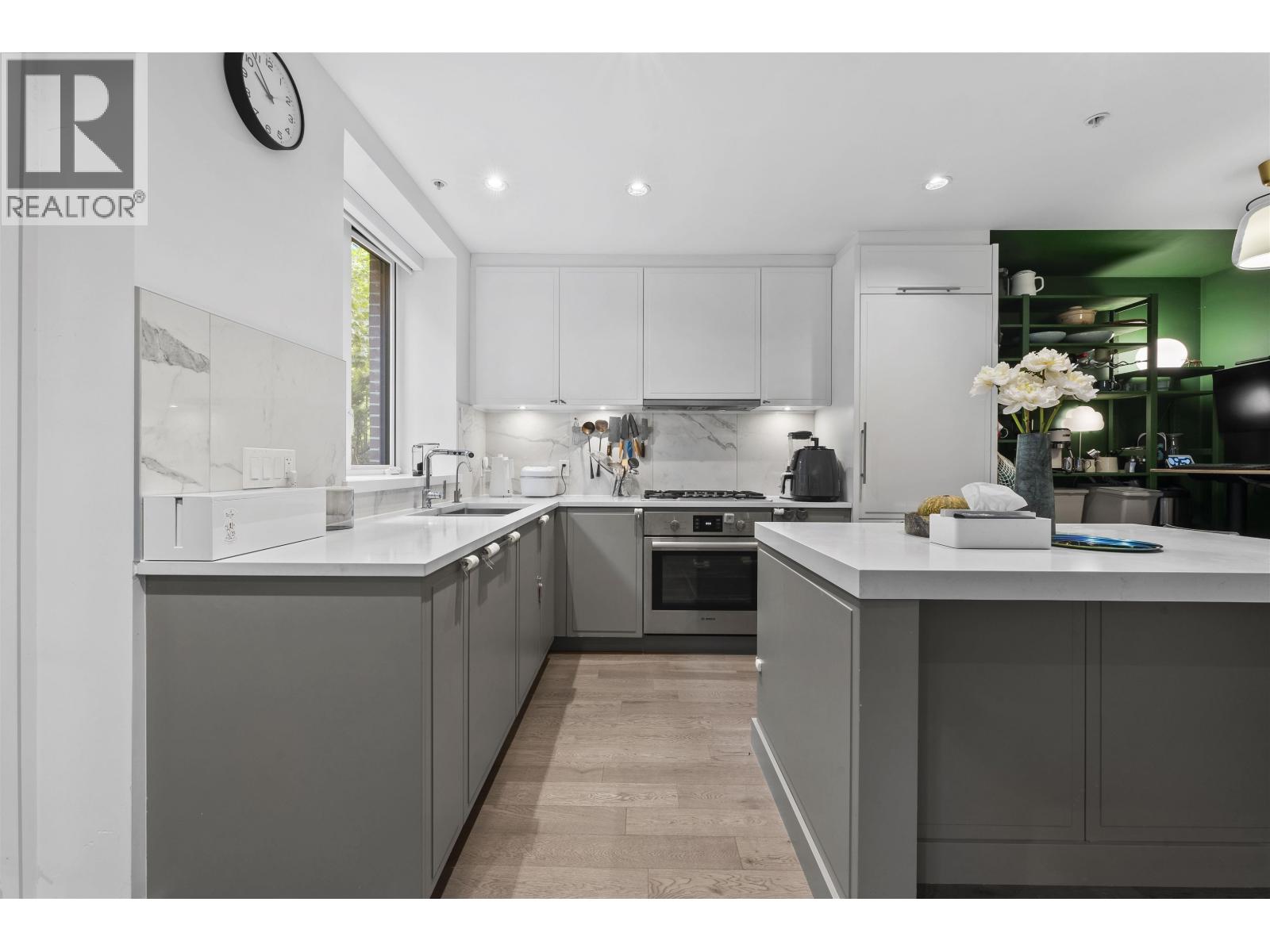 7605 Yukon Street, Vancouver, British Columbia  V5X 2Y4 - Photo 11 - R3078465