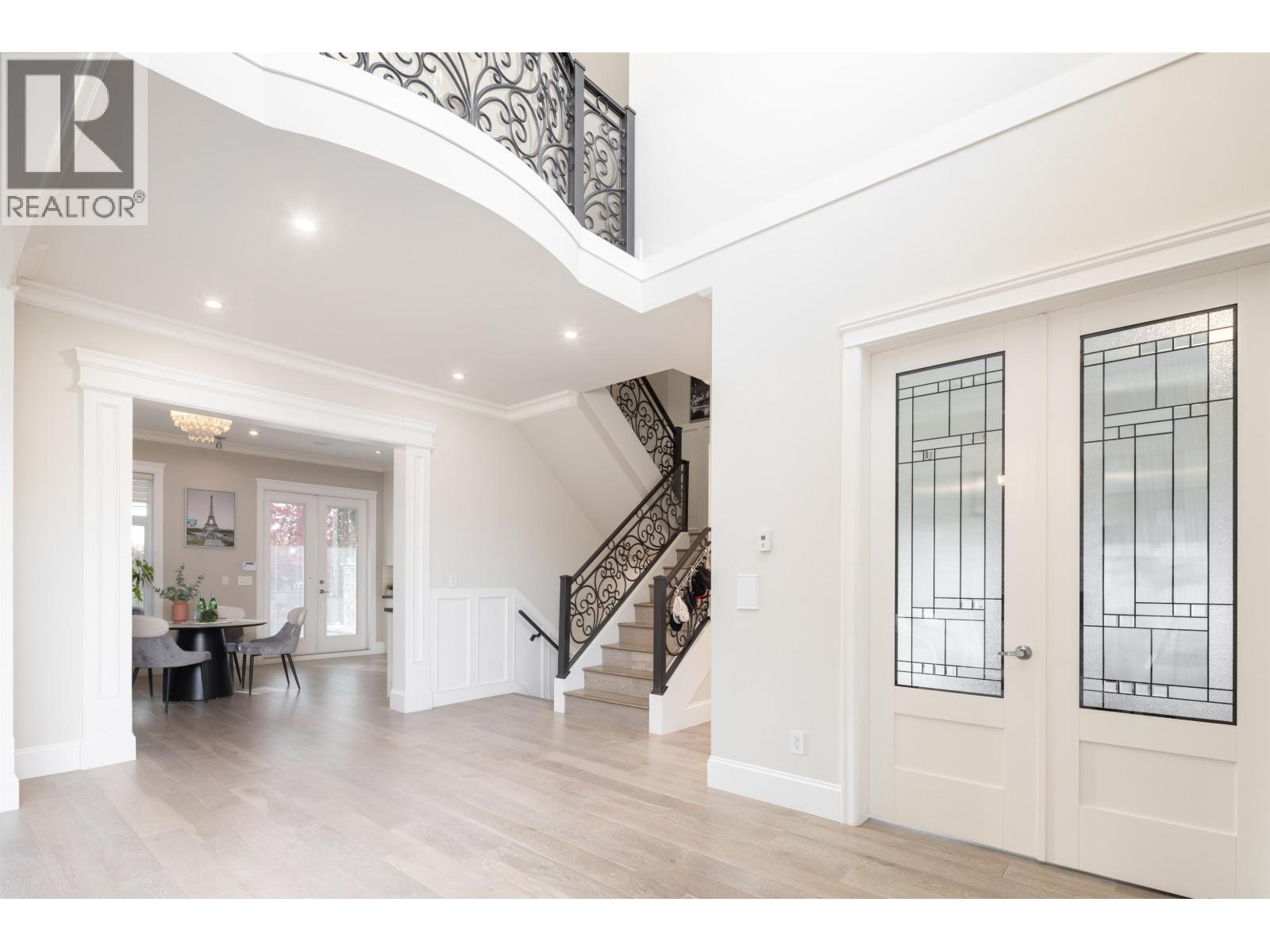 6326 Dawson Street, Burnaby, British Columbia  V5B 2W6 - Photo 4 - R3078410