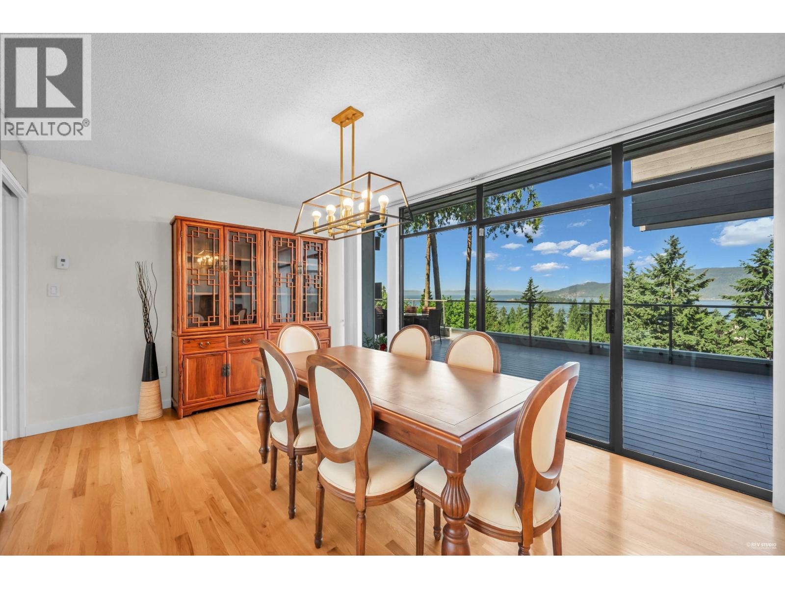 5317 Montiverdi Place, West Vancouver, British Columbia  V7W 2W8 - Photo 10 - R3078412