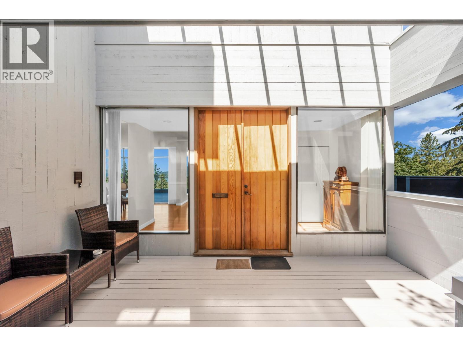 5317 Montiverdi Place, West Vancouver, British Columbia  V7W 2W8 - Photo 4 - R3078412