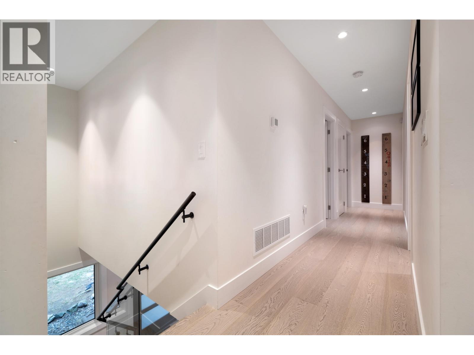 2488 Belloc Street, North Vancouver, British Columbia V7H 2L1 - Photo 12 - R3078417