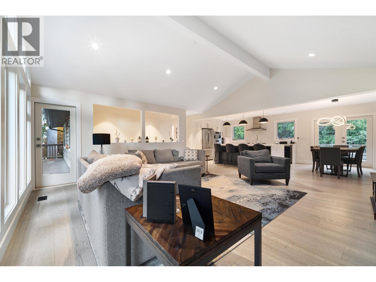 2488 Belloc Street, North Vancouver, British Columbia V7H 2L1 - Photo 6 - R3078417