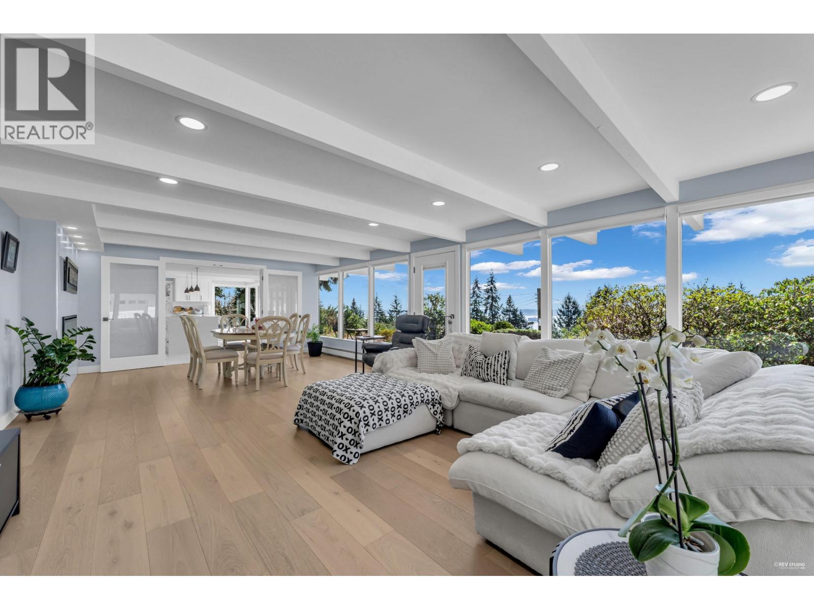 2755 Skilift Place, West Vancouver, British Columbia  V7S 2T6 - Photo 15 - R3078438