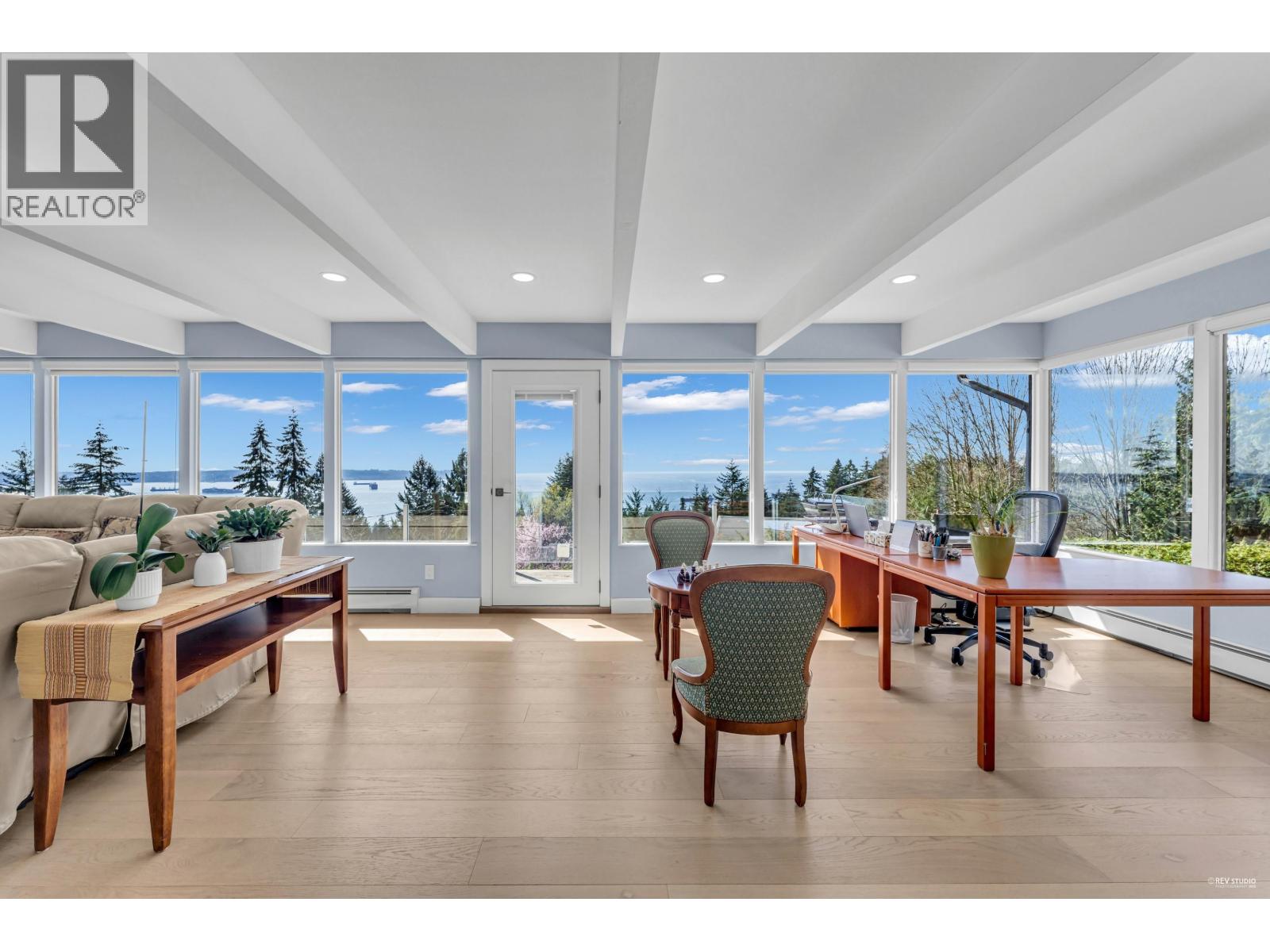 2755 Skilift Place, West Vancouver, British Columbia  V7S 2T6 - Photo 7 - R3078438