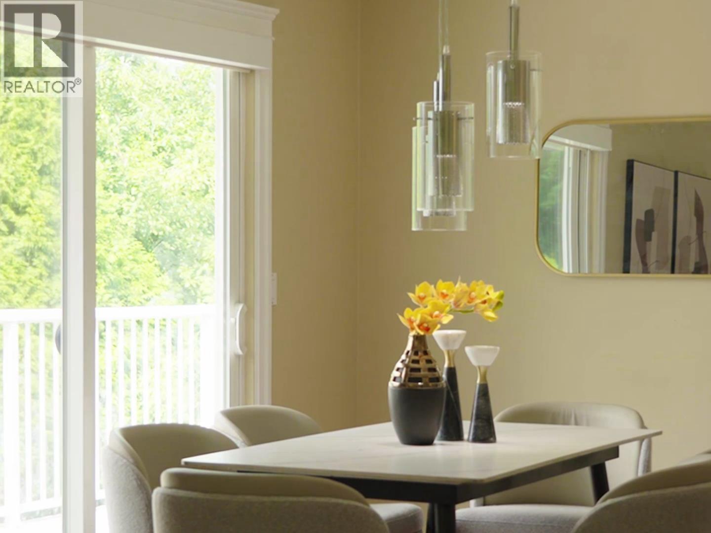 3222 Mariner Way, Coquitlam, British Columbia  V3C 4K7 - Photo 5 - R3078450