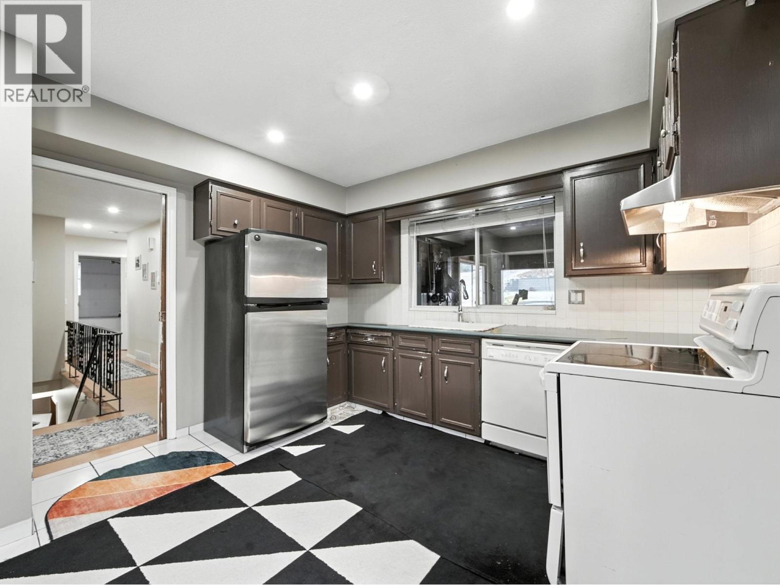 83 Warrick Street, Coquitlam, British Columbia  V3K 5L3 - Photo 15 - R3078456