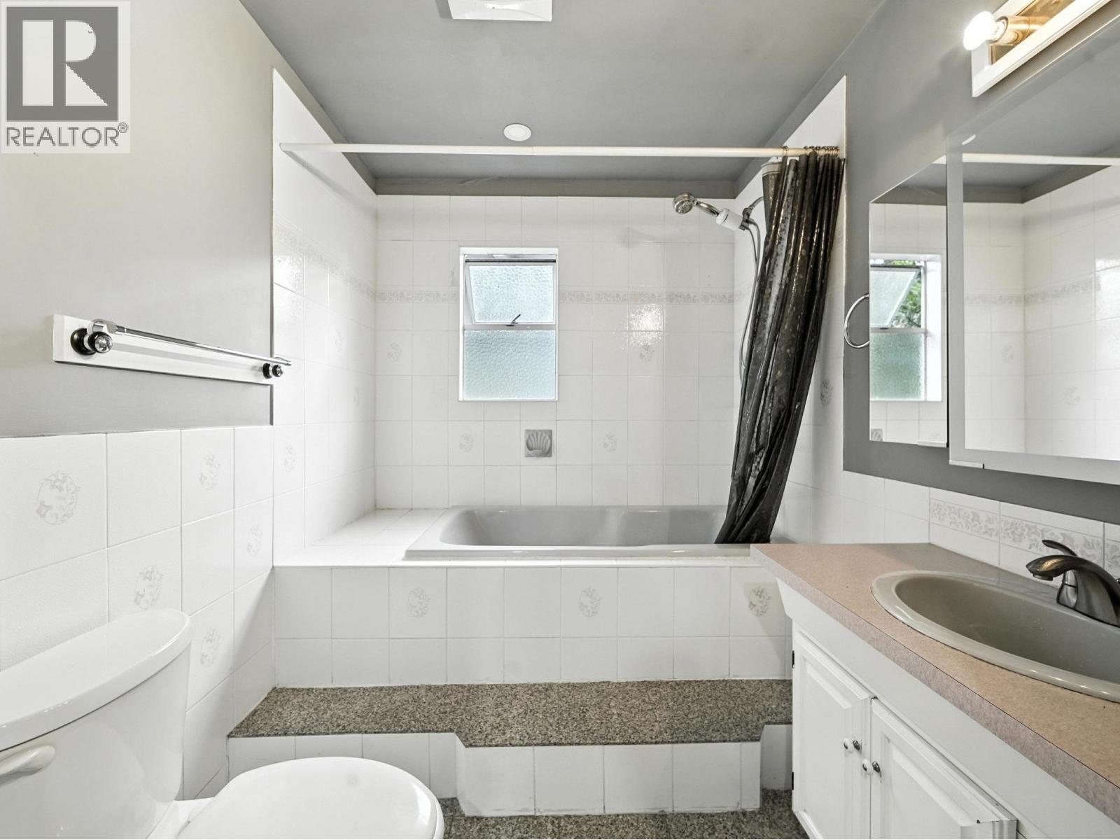 83 Warrick Street, Coquitlam, British Columbia  V3K 5L3 - Photo 23 - R3078456