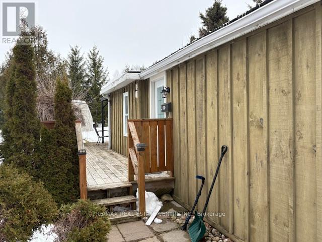 4 Maple Grove Village Road, Southgate, Ontario  N0C 1B0 - Photo 3 - X12294006