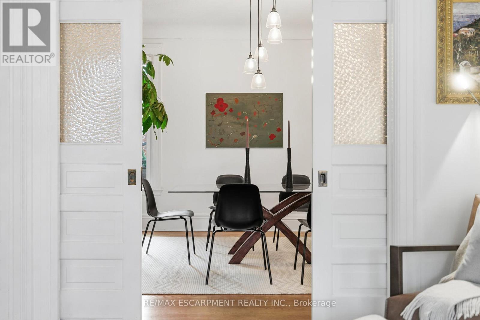 141 Markland Street, Hamilton, Ontario  L8P 2K3 - Photo 10 - X12585622