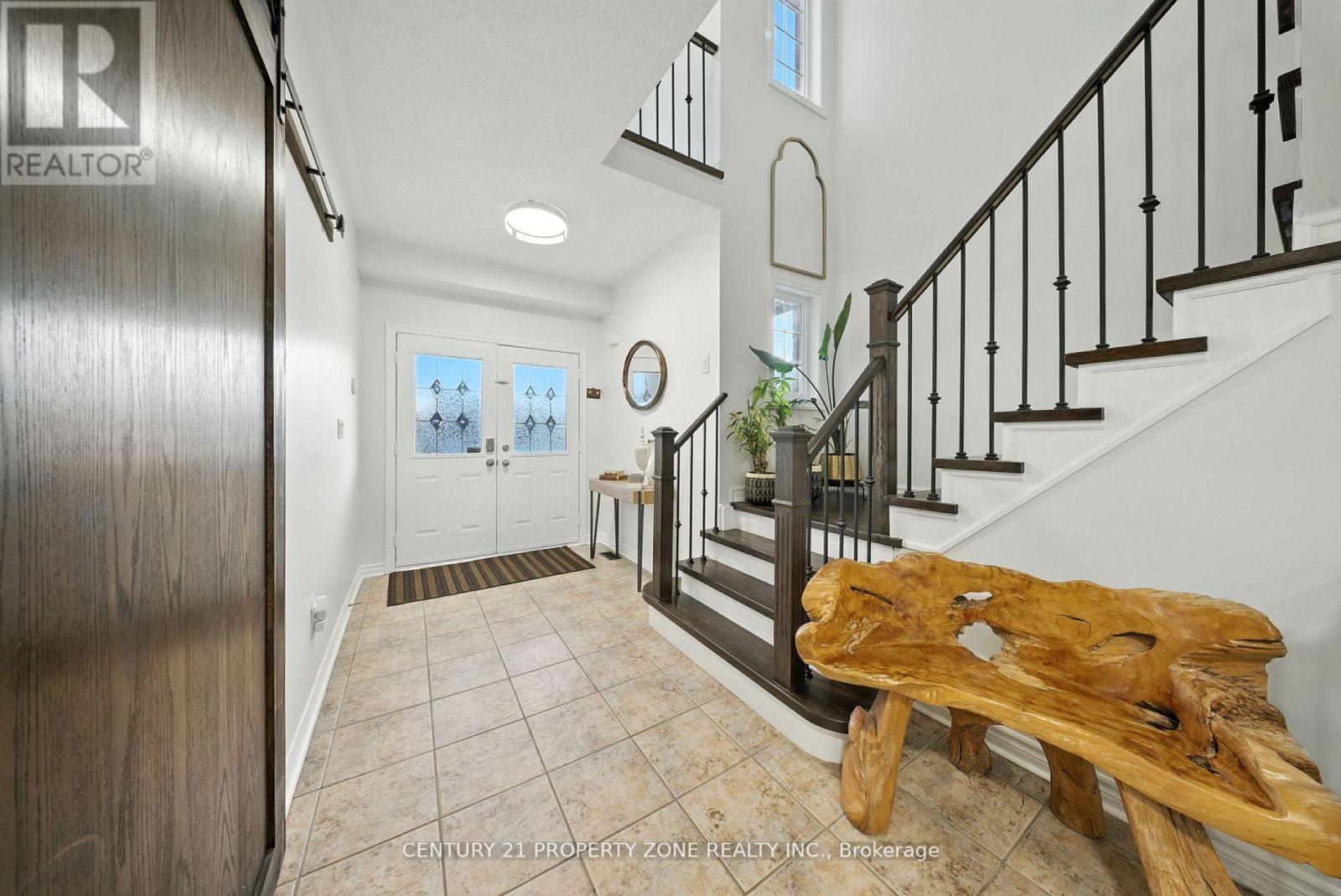 652 Tully Crescent, Peterborough, Ontario  K9K 0A9 - Photo 2 - X12680562