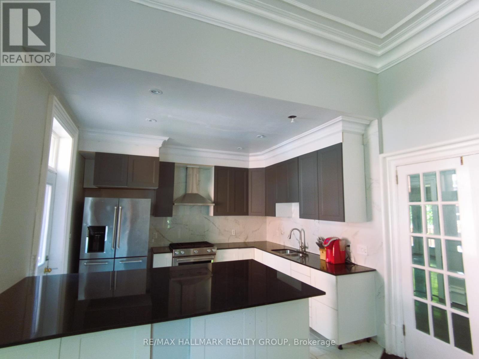 1 - 460 Wilbrod Street, Ottawa, Ontario  K1N 6M8 - Photo 6 - X12421674