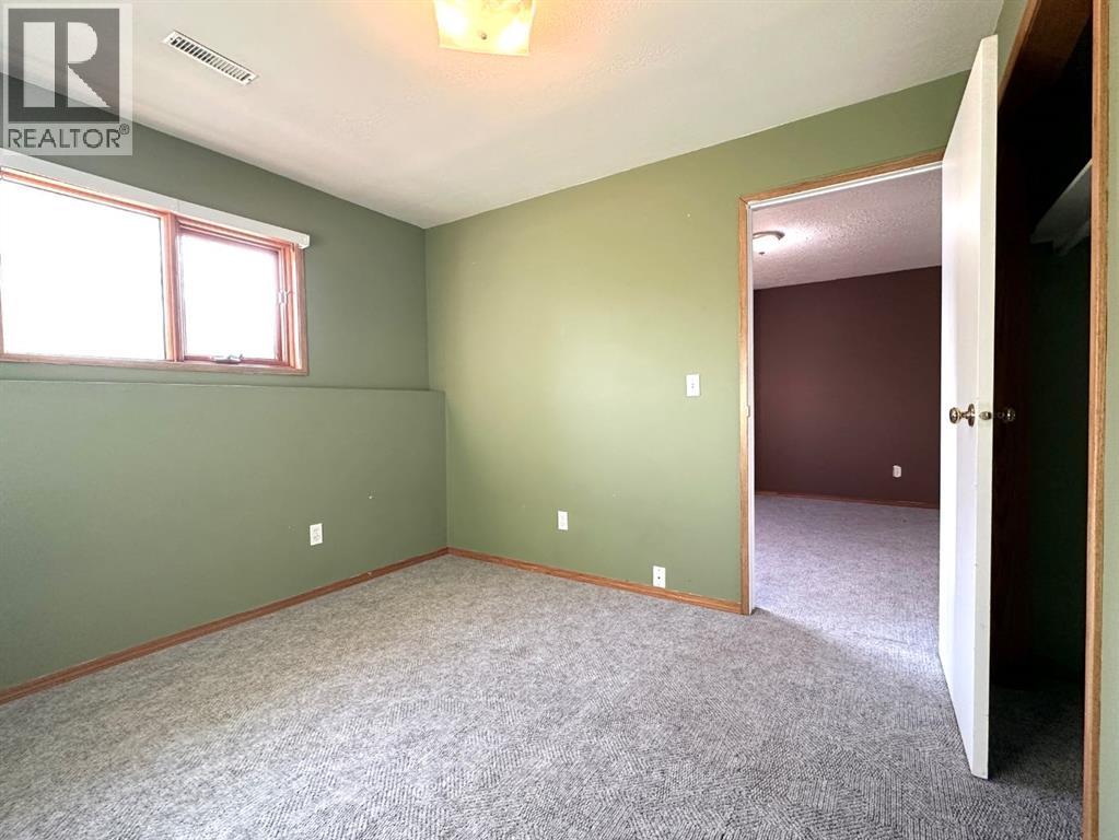 165 Park Drive, Whitecourt, Alberta  T7S 1R3 - Photo 27 - A2268677