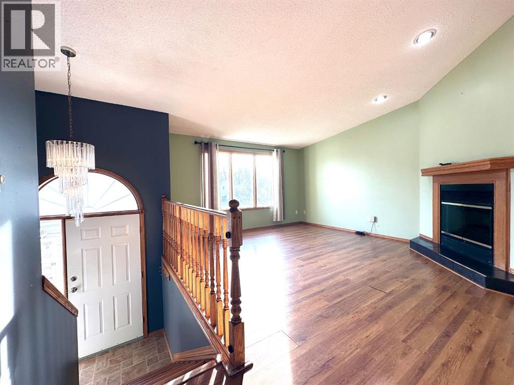 165 Park Drive, Whitecourt, Alberta  T7S 1R3 - Photo 13 - A2268677