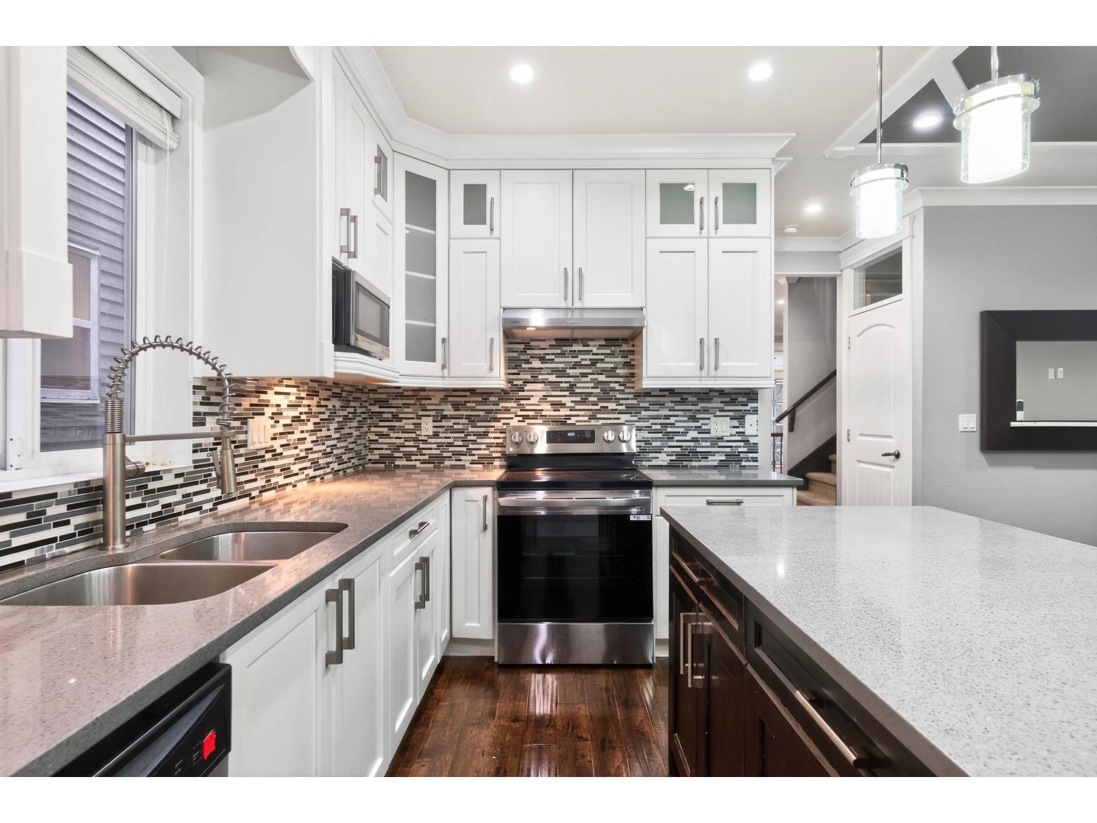 14118 60a Avenue, Surrey, British Columbia  V3X 0G1 - Photo 14 - R3078384