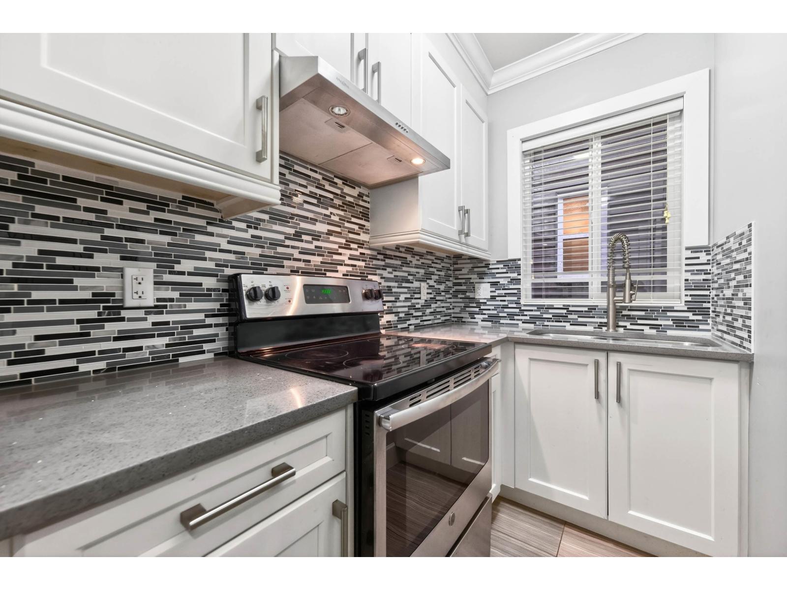 14118 60a Avenue, Surrey, British Columbia  V3X 0G1 - Photo 15 - R3078384