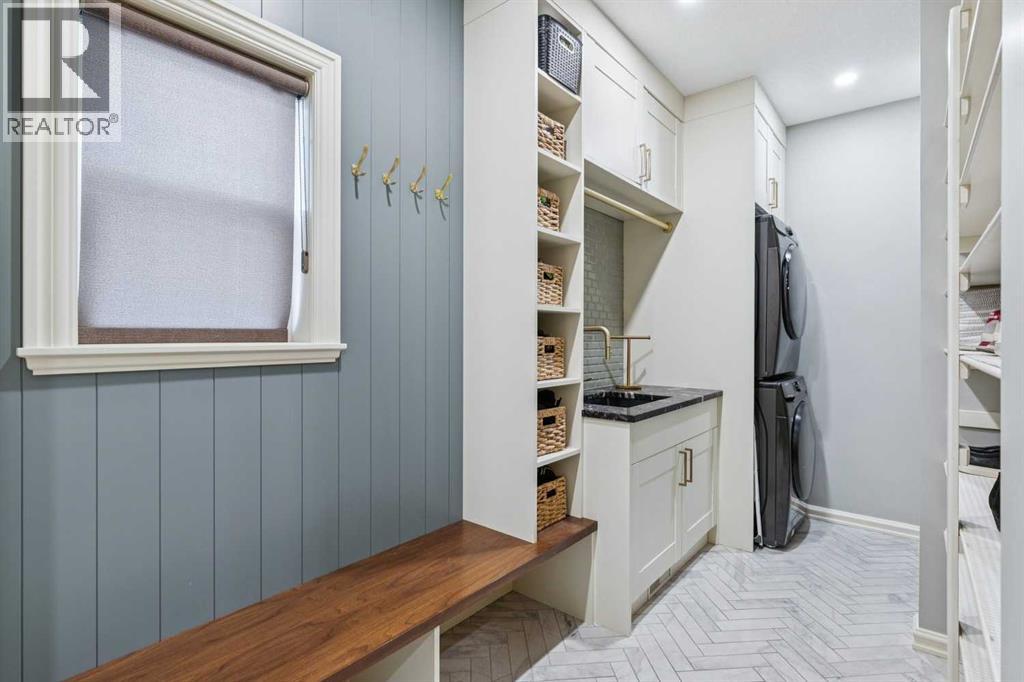 104 Strathridge Place Sw, Calgary, Alberta  T3H 4J1 - Photo 15 - A2270016