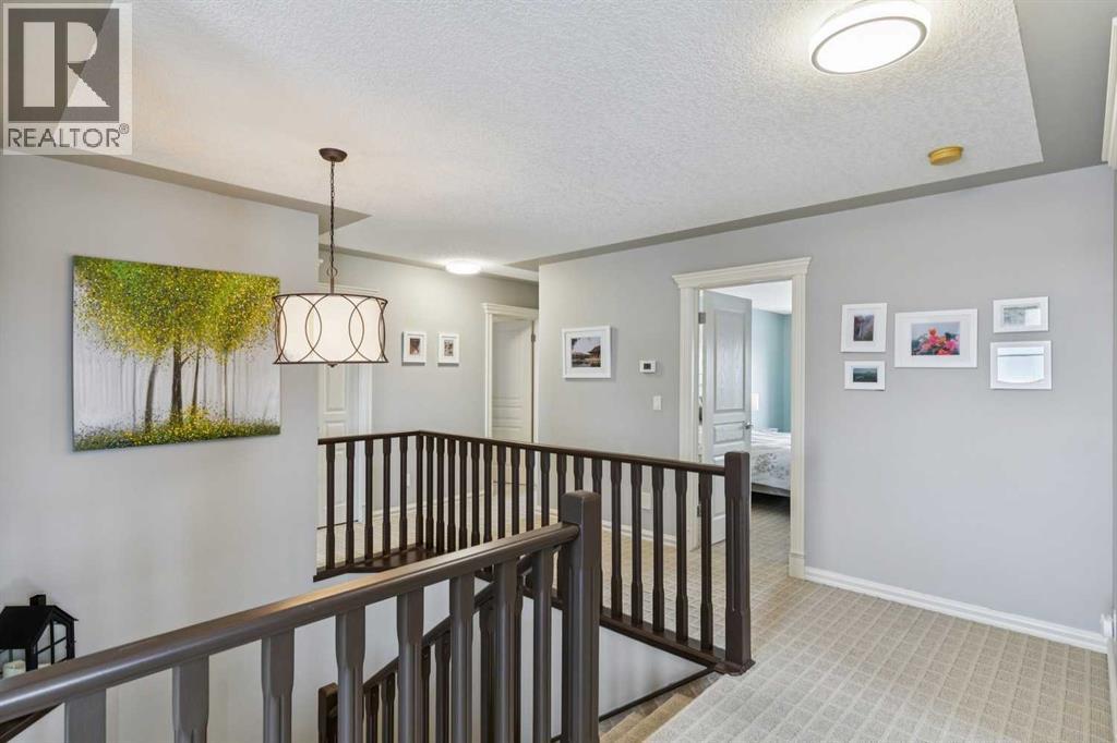 104 Strathridge Place Sw, Calgary, Alberta  T3H 4J1 - Photo 17 - A2270016