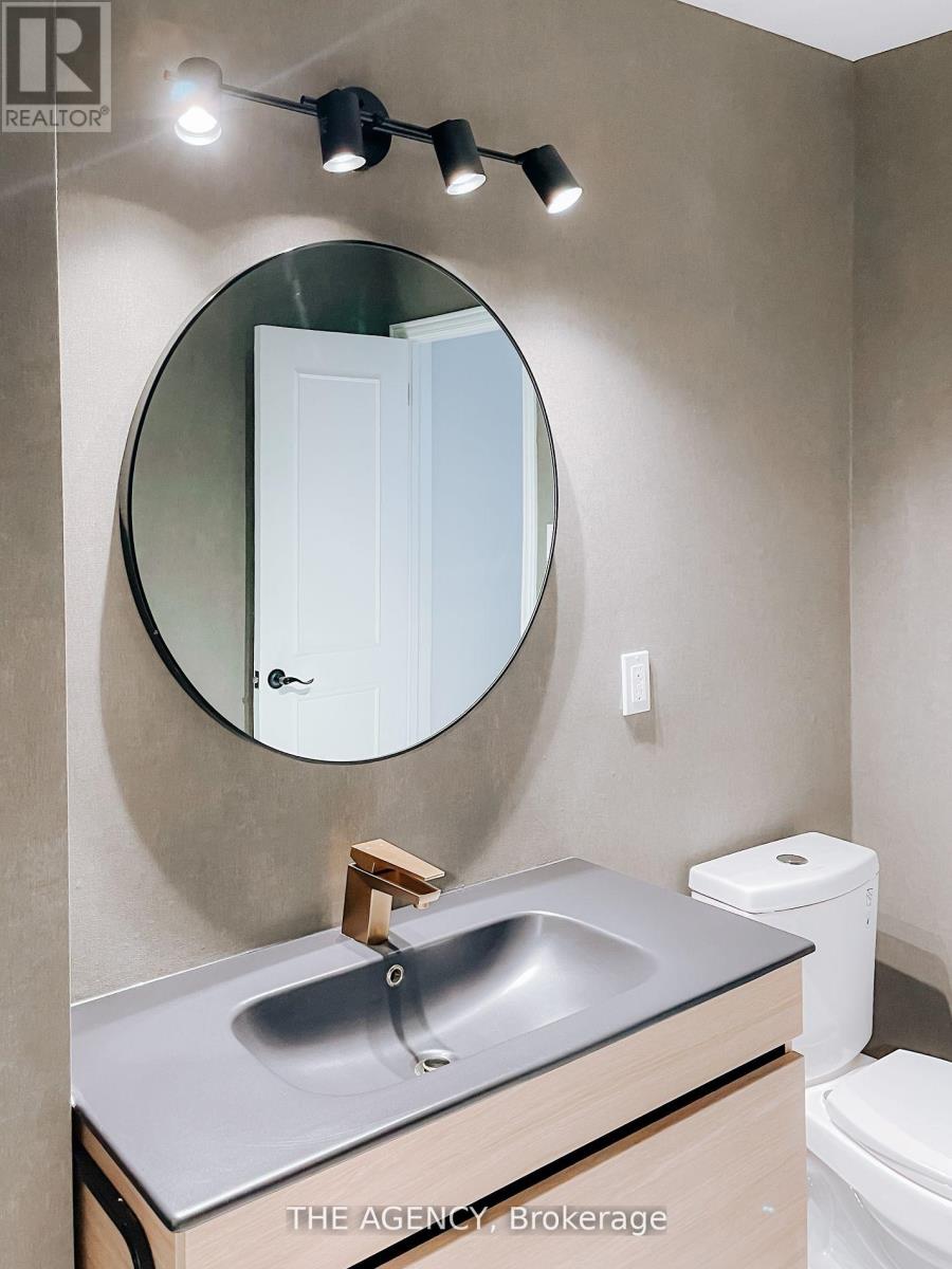 7 Shady Oaks Crescent, Toronto, Ontario  M3C 2L4 - Photo 36 - C12688916