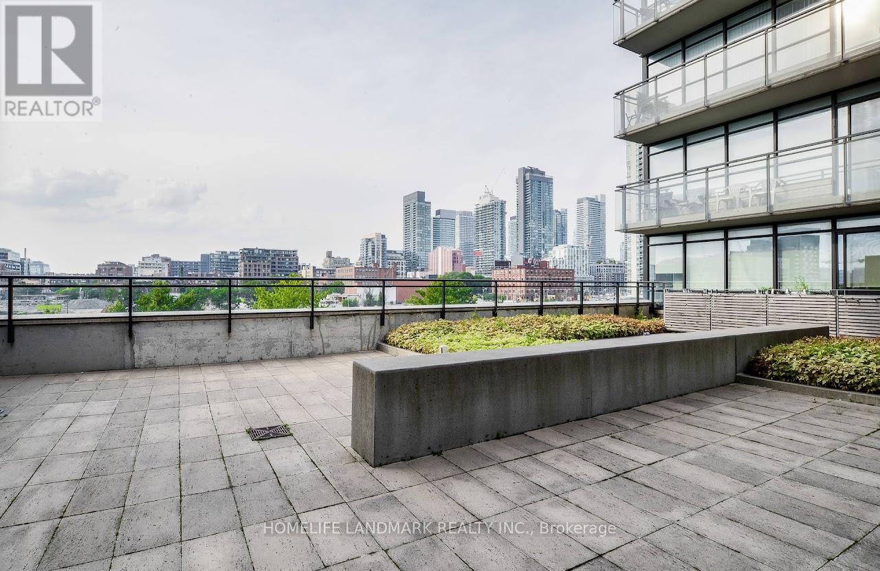 4009 - 25 Capreol Court, Toronto, Ontario  M5V 3Z7 - Photo 39 - C12688936