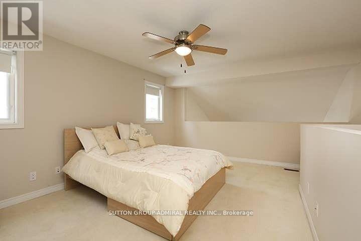 301 - 12 Brian Peck Crescent, Toronto, Ontario  M4G 4K4 - Photo 8 - C12688986