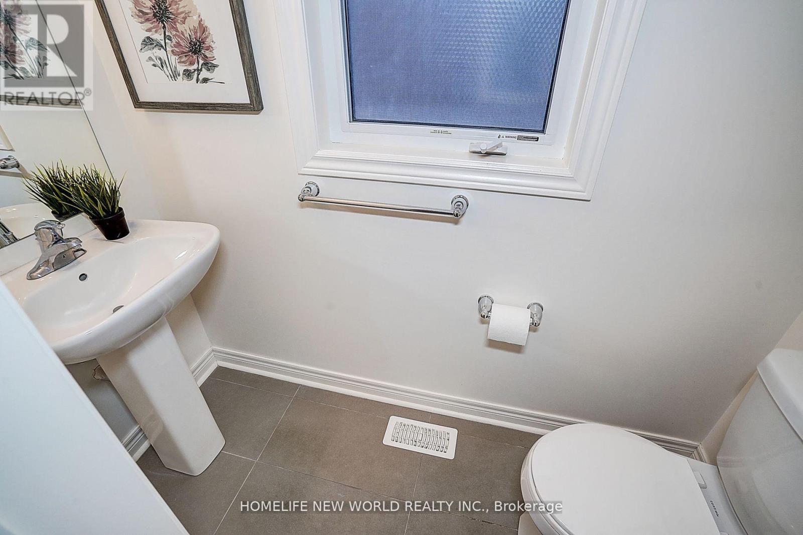 2002 Cocklin Crescent, Oshawa, Ontario  L1K 0T6 - Photo 5 - E12688982