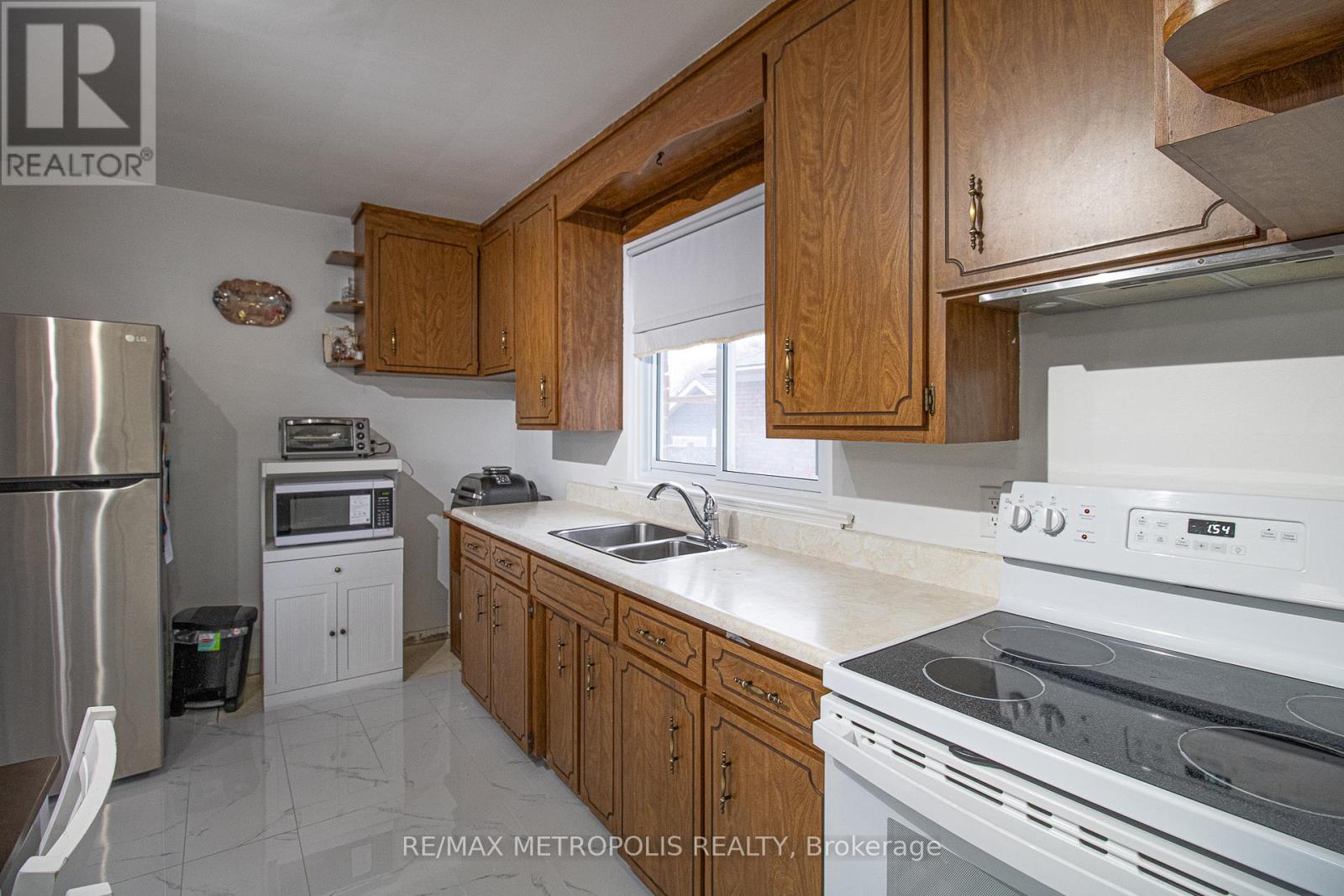 288 Guelph Street, Oshawa, Ontario  L1H 6J4 - Photo 10 - E12689018