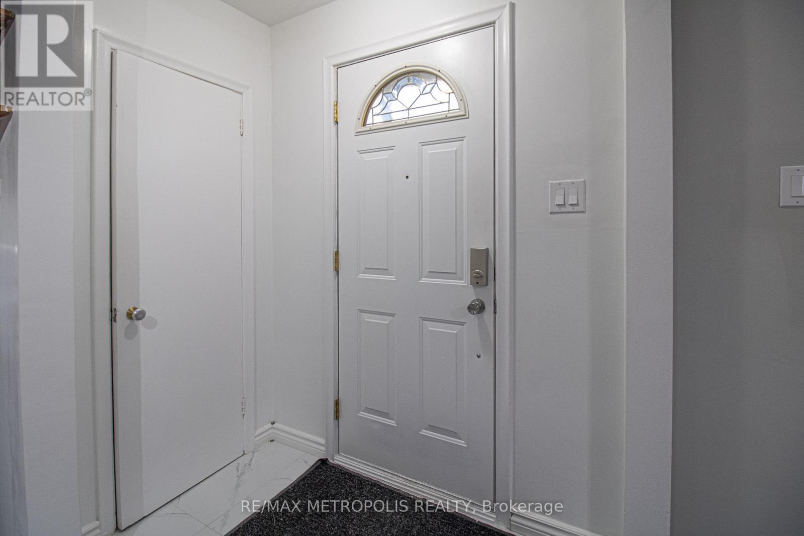 288 Guelph Street, Oshawa, Ontario  L1H 6J4 - Photo 5 - E12689018