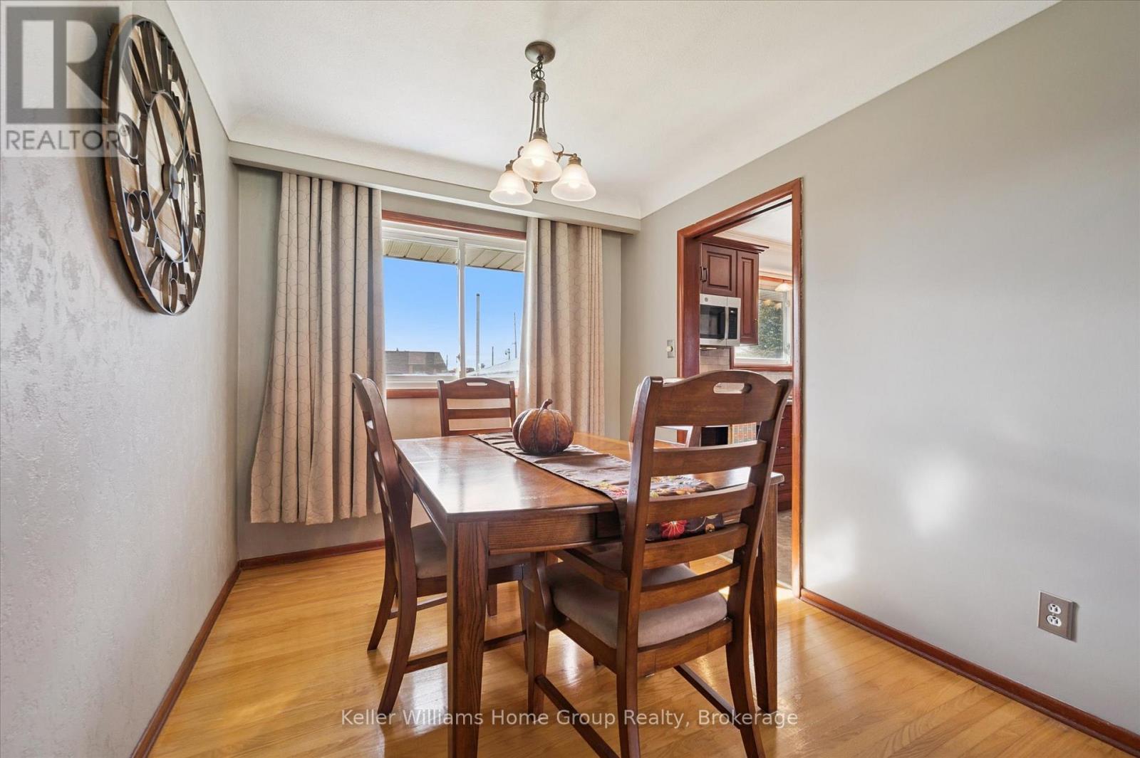 5 Bergin Avenue, Centre Wellington (Fergus), Ontario  N1M 1A7 - Photo 13 - X12469894