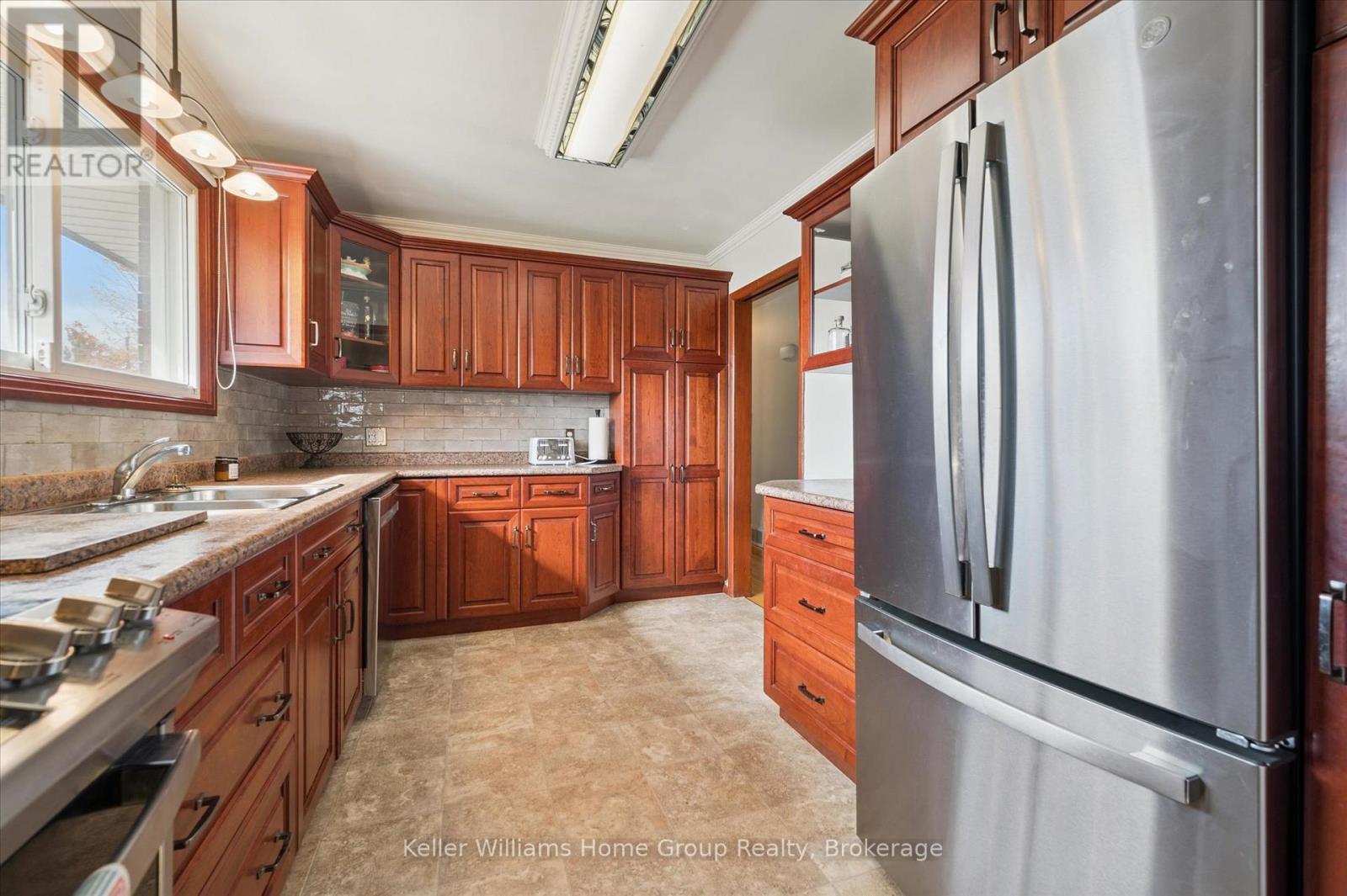 5 Bergin Avenue, Centre Wellington (Fergus), Ontario  N1M 1A7 - Photo 18 - X12469894