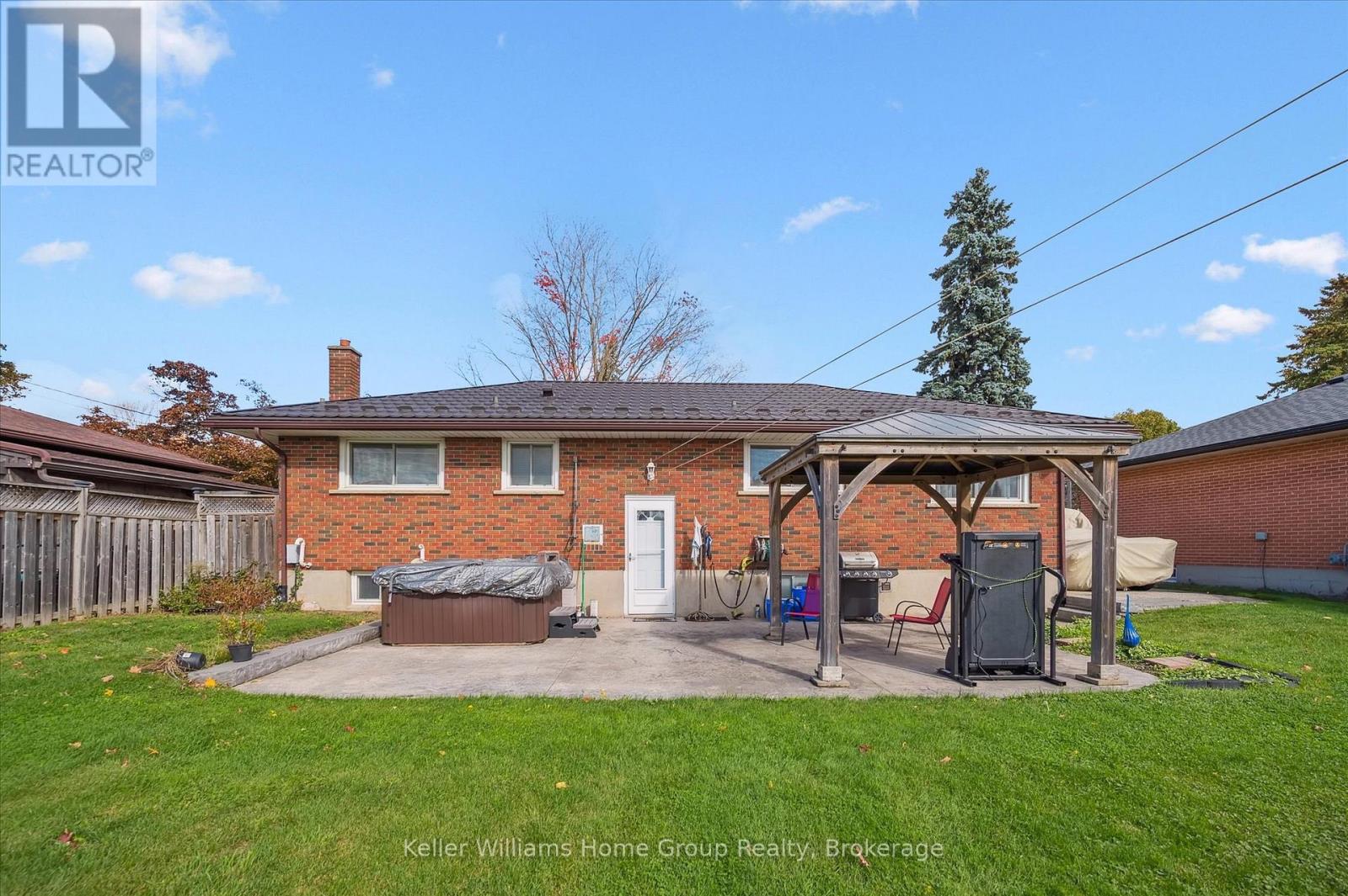 5 Bergin Avenue, Centre Wellington (Fergus), Ontario  N1M 1A7 - Photo 38 - X12469894