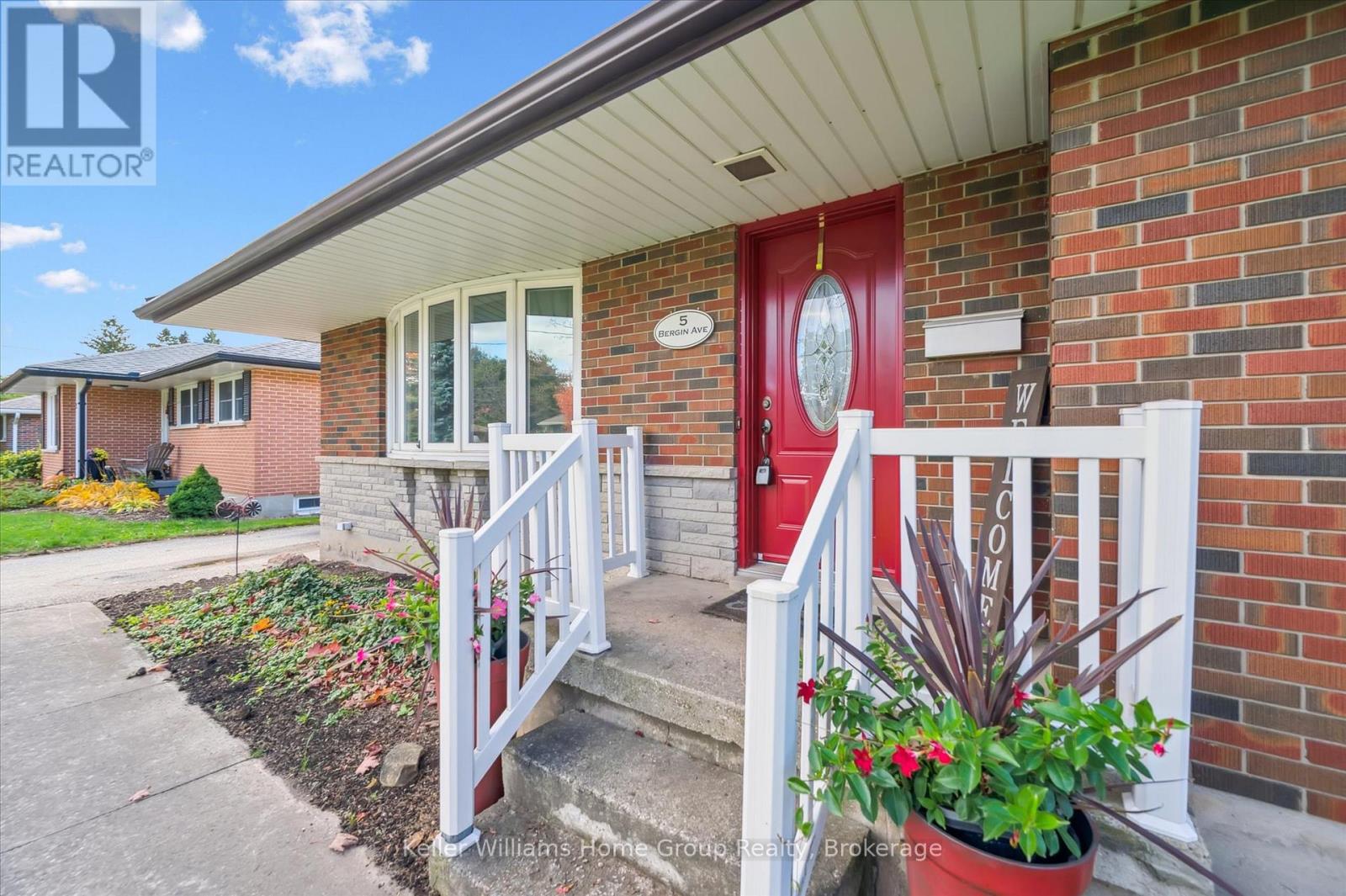 5 Bergin Avenue, Centre Wellington (Fergus), Ontario  N1M 1A7 - Photo 6 - X12469894