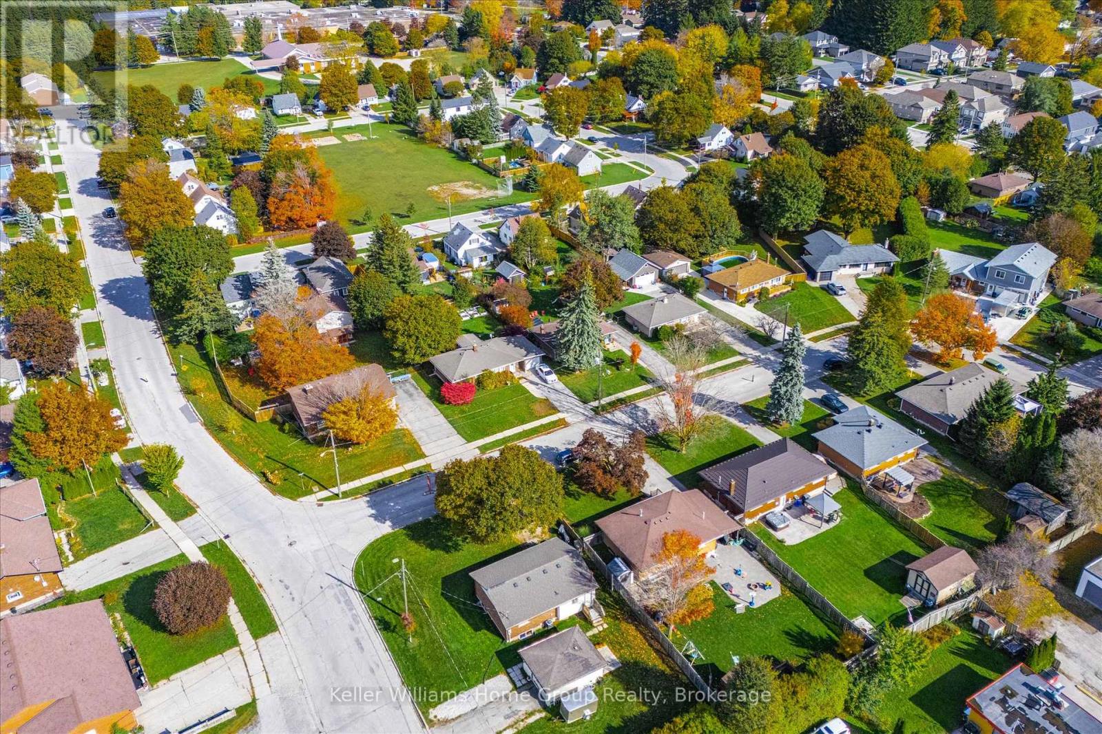 5 Bergin Avenue, Centre Wellington (Fergus), Ontario  N1M 1A7 - Photo 50 - X12469894