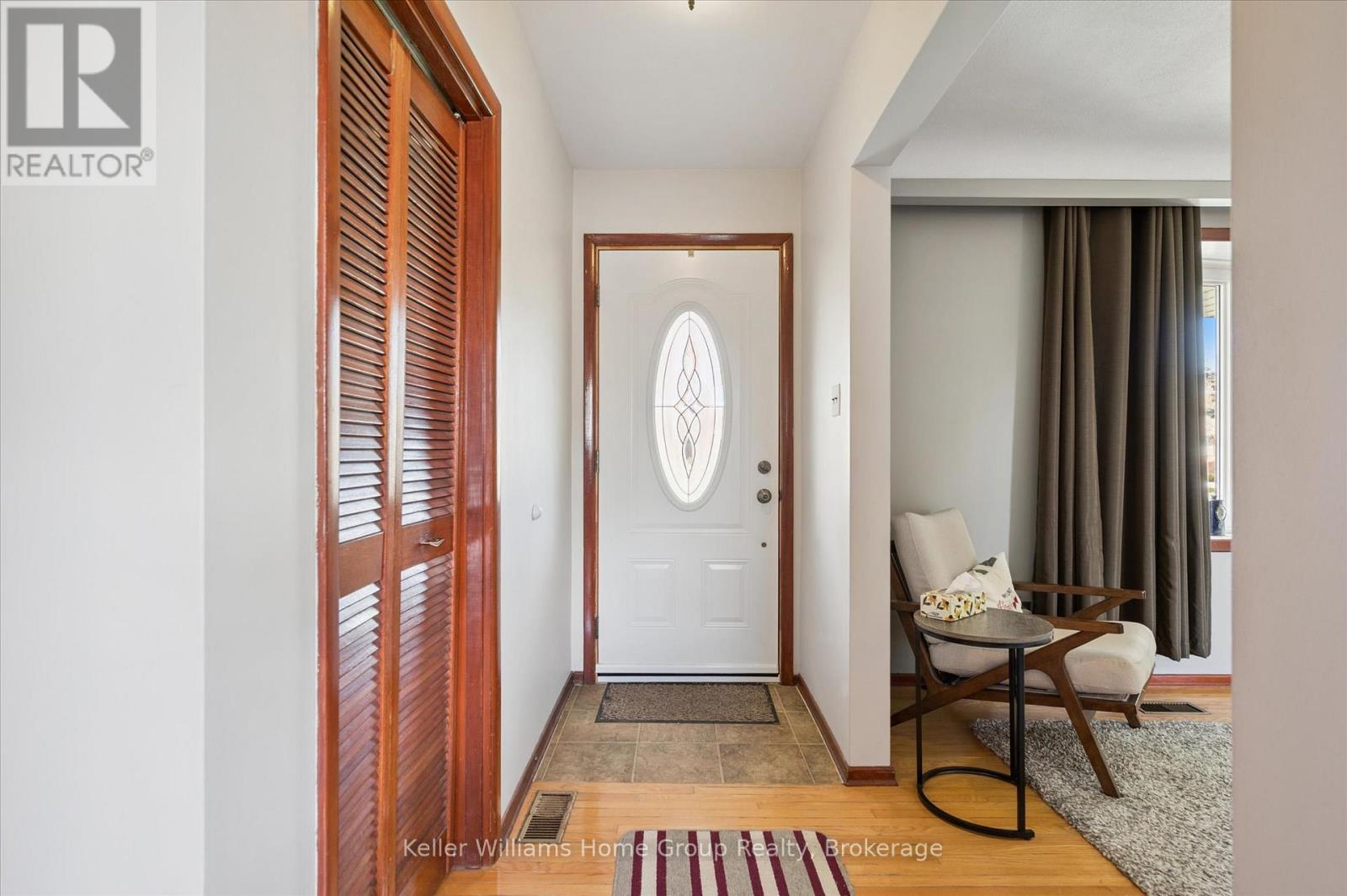 5 Bergin Avenue, Centre Wellington (Fergus), Ontario  N1M 1A7 - Photo 7 - X12469894