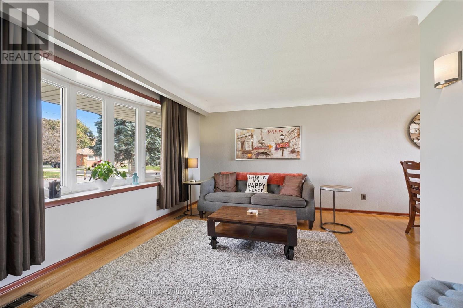 5 Bergin Avenue, Centre Wellington (Fergus), Ontario  N1M 1A7 - Photo 8 - X12469894