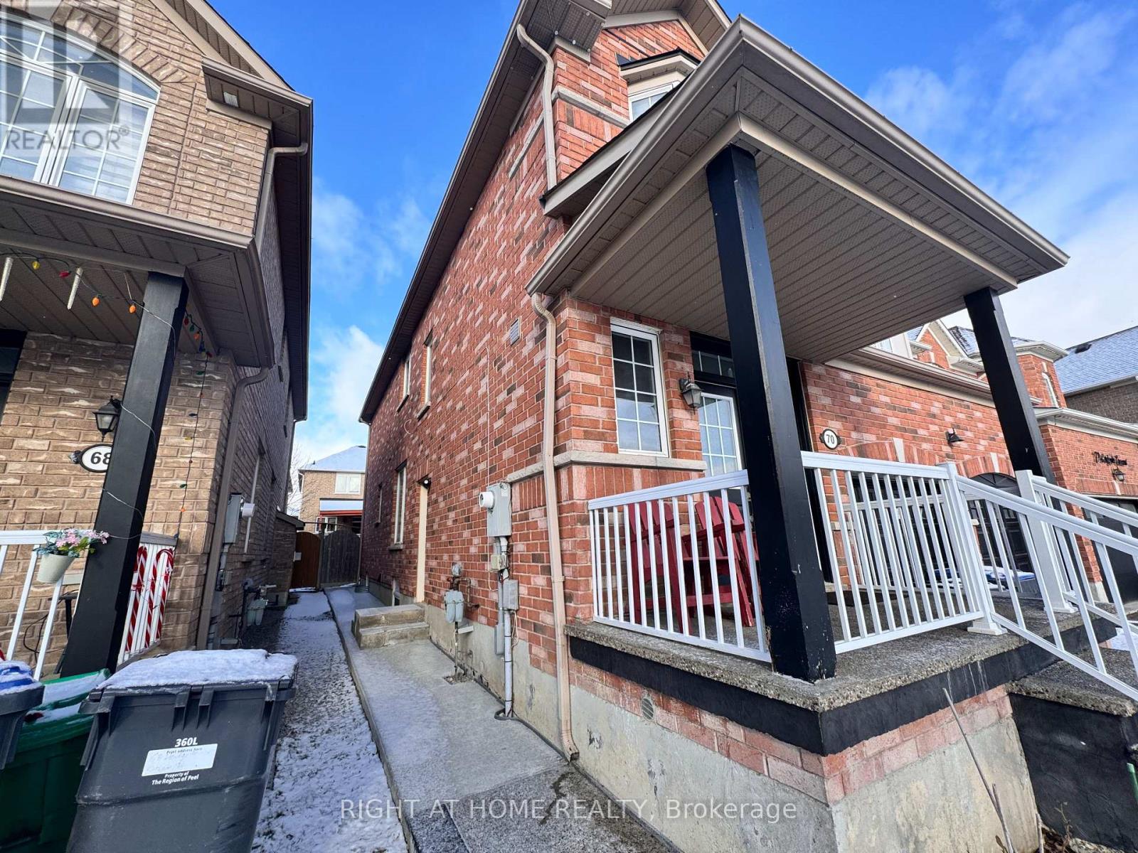 Basement - 70 Hardgate Crescent, Brampton, Ontario  L7A 3V7 - Photo 2 - W12684366