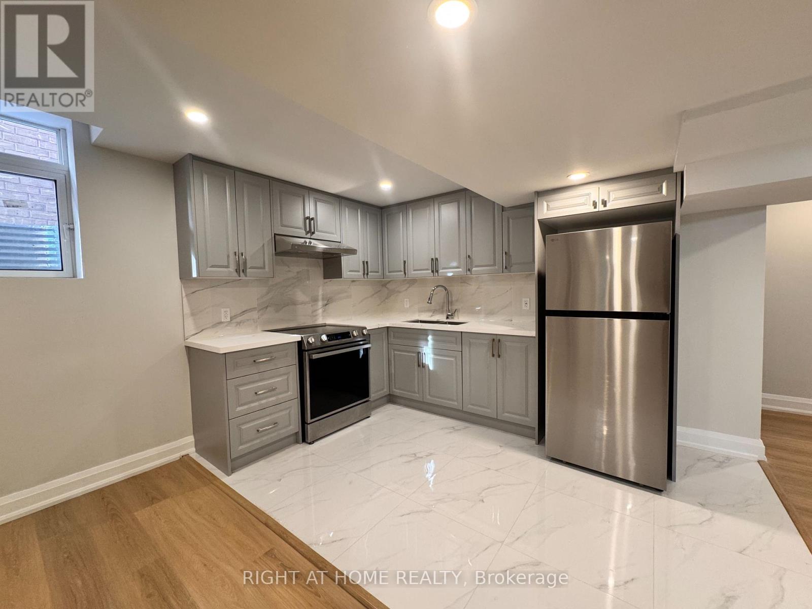 Basement - 70 Hardgate Crescent, Brampton, Ontario  L7A 3V7 - Photo 4 - W12684366