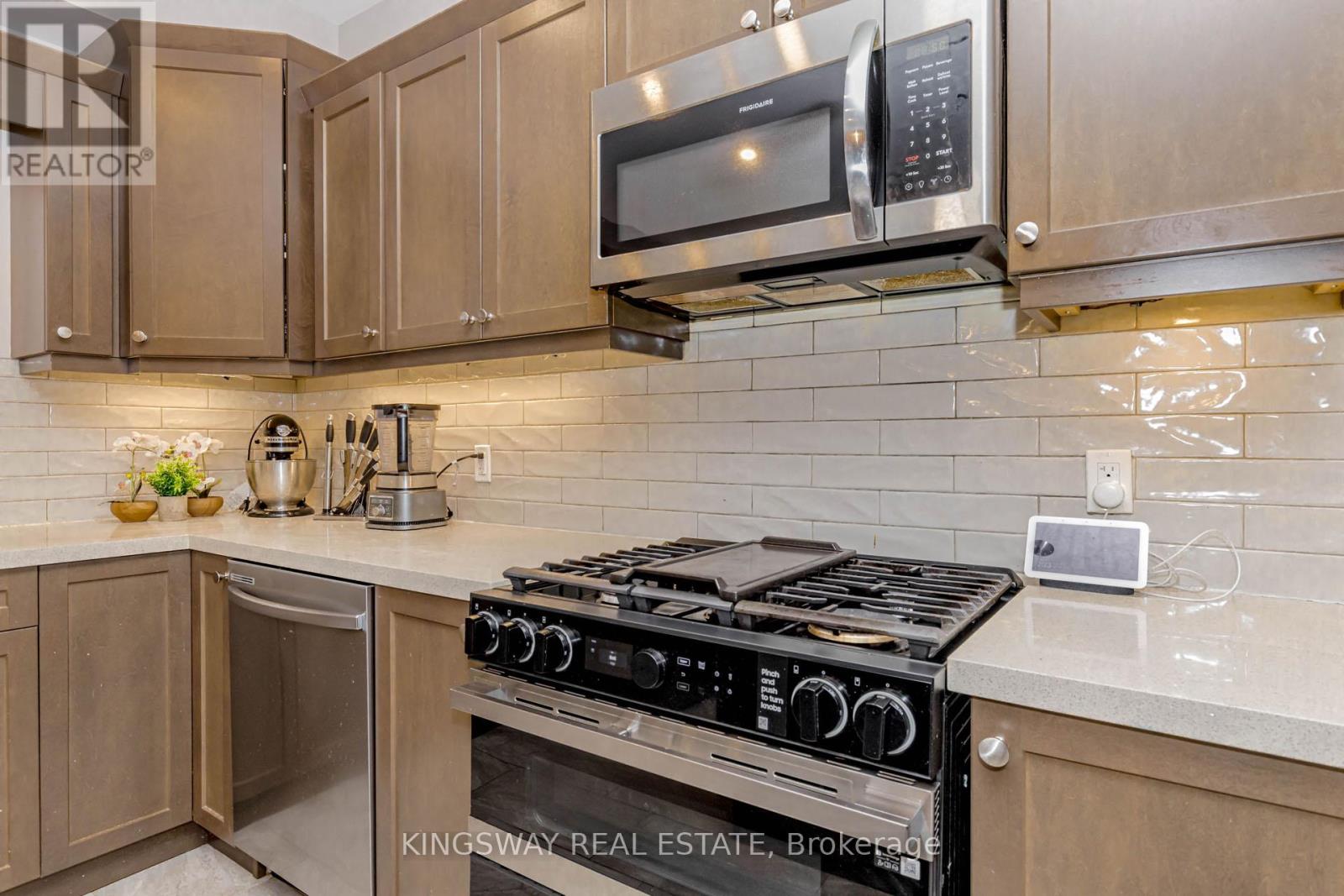 8961 Emily Boulevard, Niagara Falls, Ontario  L2H 3T1 - Photo 12 - X12688850