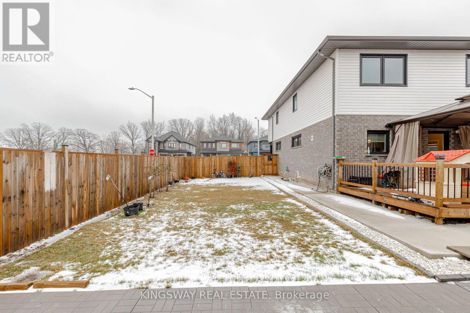 8961 Emily Boulevard, Niagara Falls, Ontario  L2H 3T1 - Photo 49 - X12688850