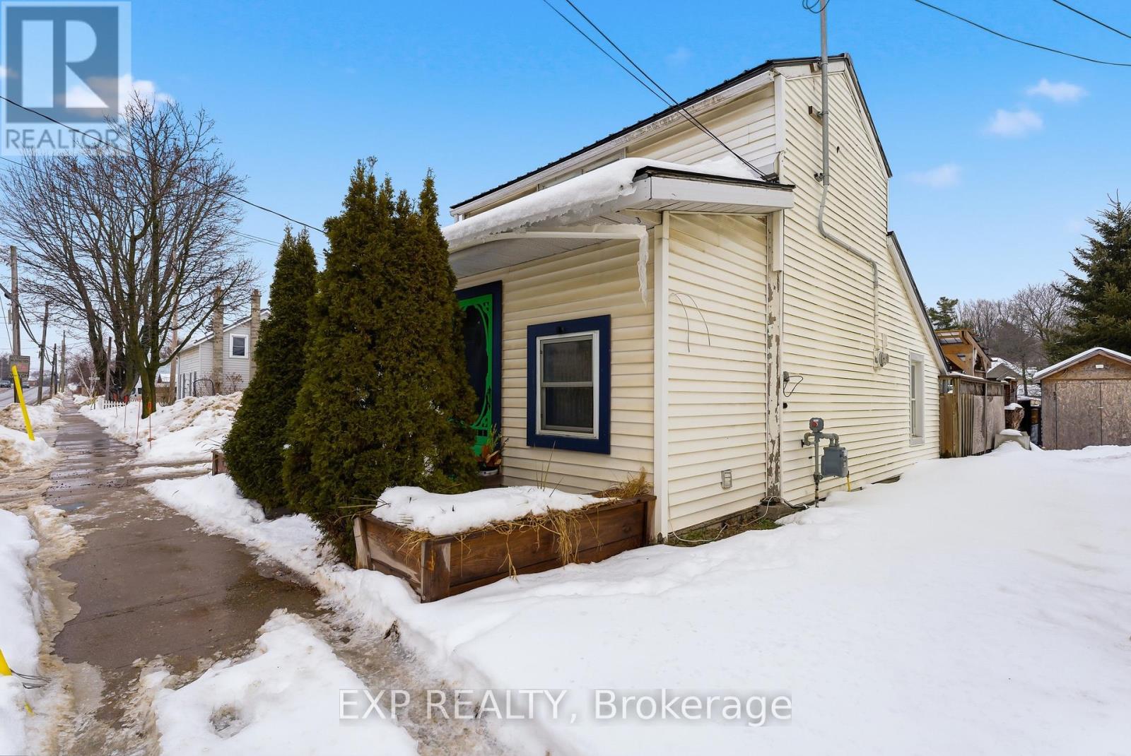 41 Lake Street, Prince Edward County, Ontario  K0K 2T0 - Photo 5 - X12684368