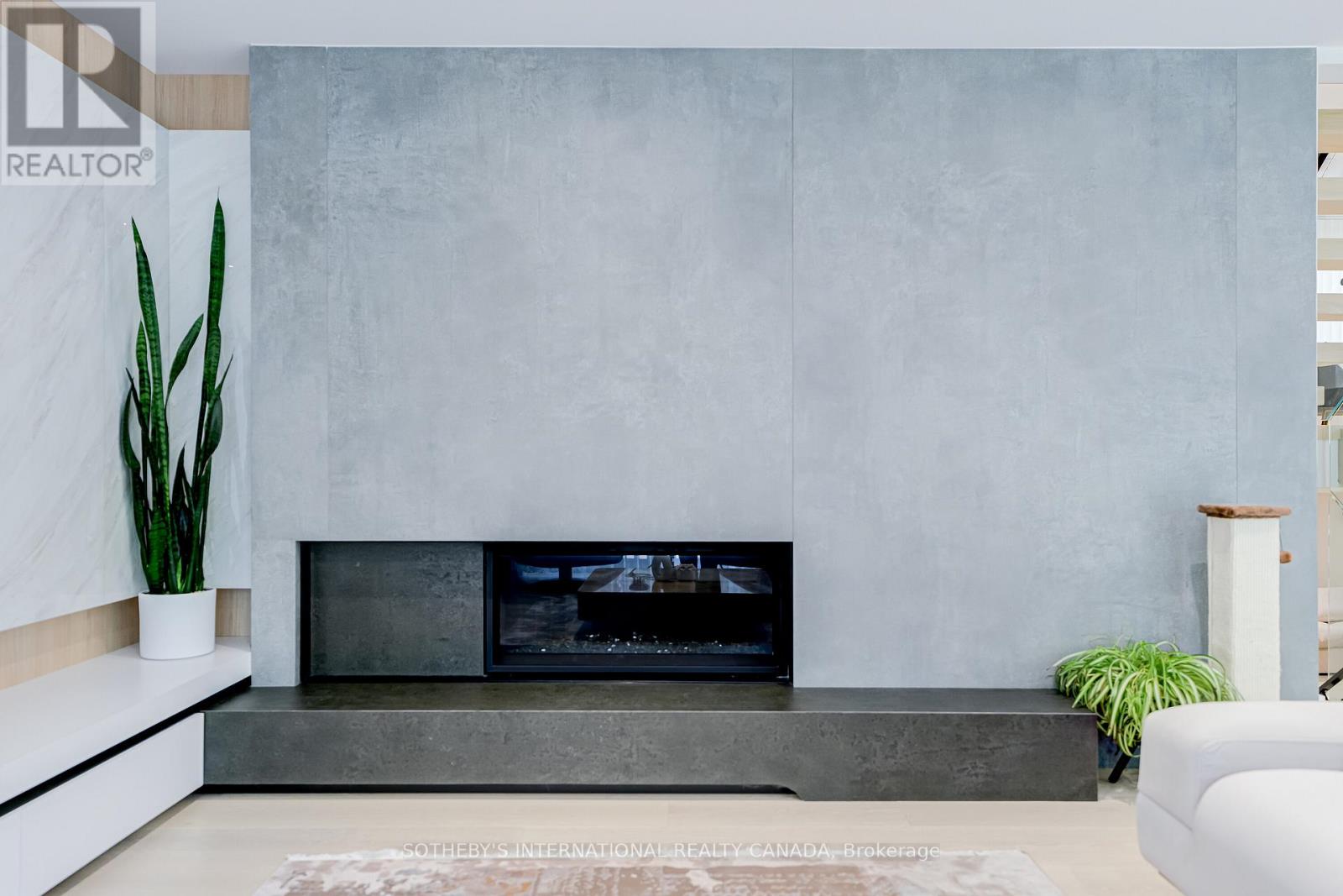 11 Sherin Court, Toronto, Ontario  M9P 2J7 - Photo 21 - W12688928