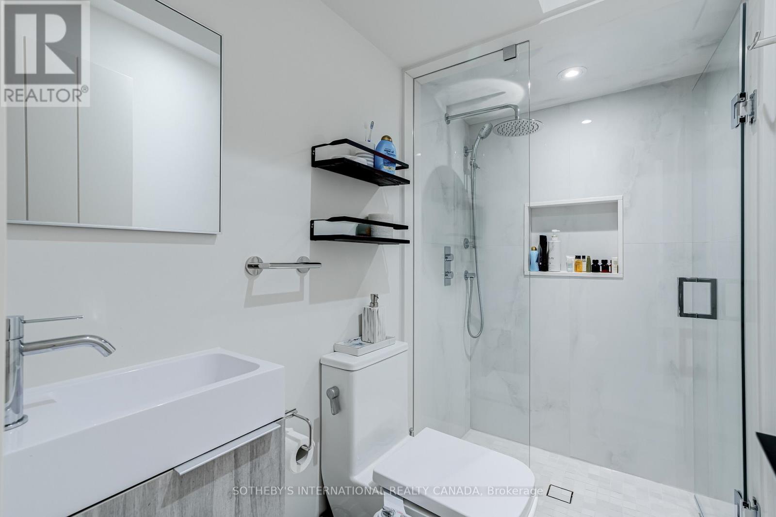 11 Sherin Court, Toronto, Ontario  M9P 2J7 - Photo 31 - W12688928