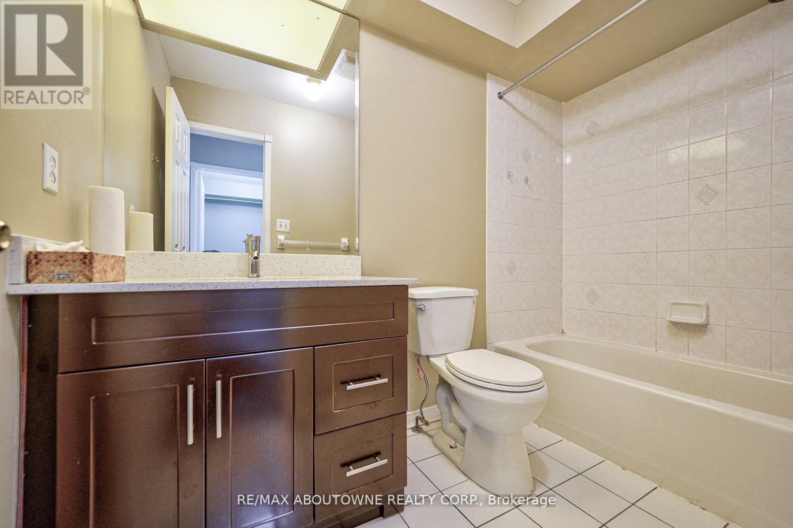 59 - 455 Apache Court E, Mississauga, Ontario  L4Z 3W8 - Photo 21 - W12688946