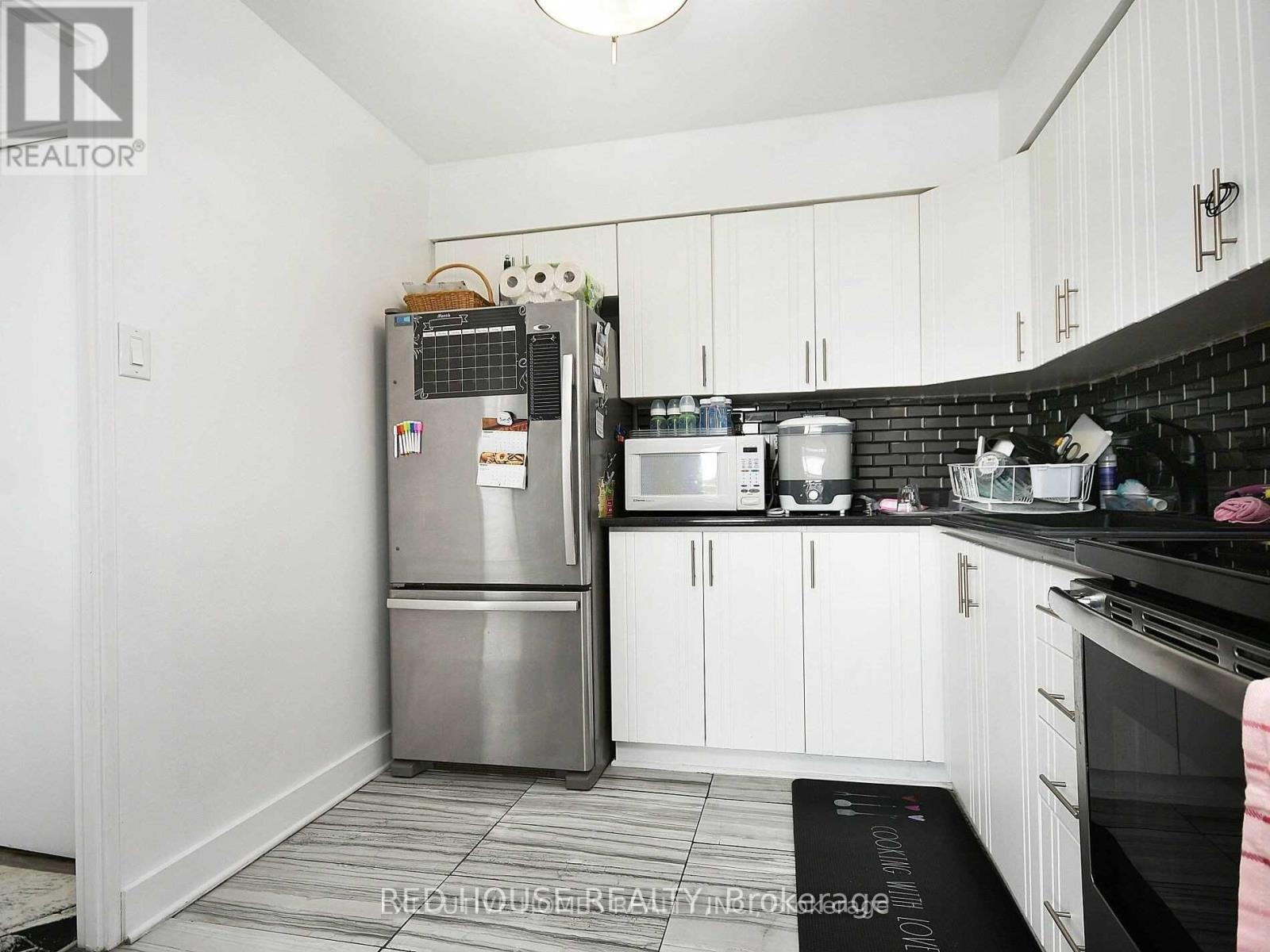 801 - 3555 Derry Road E, Mississauga, Ontario  L4T 1B2 - Photo 11 - W12689030