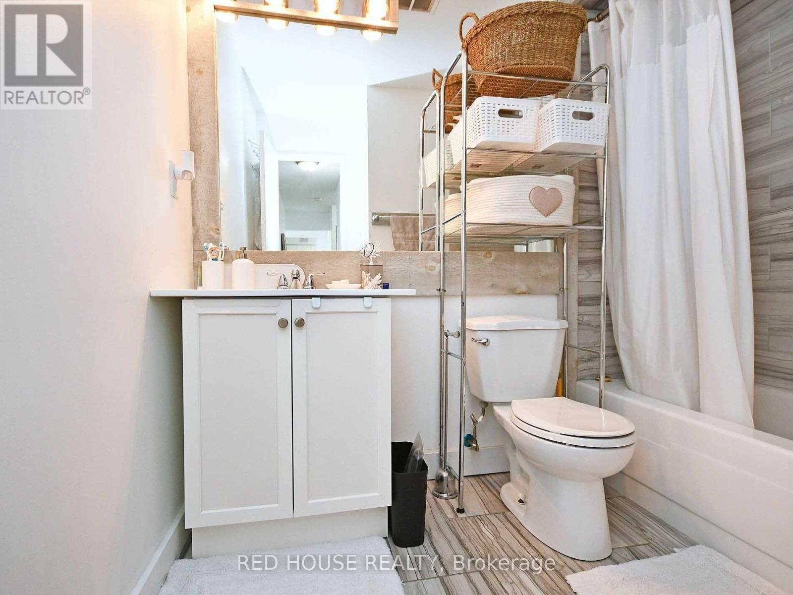 801 - 3555 Derry Road E, Mississauga, Ontario  L4T 1B2 - Photo 7 - W12689030