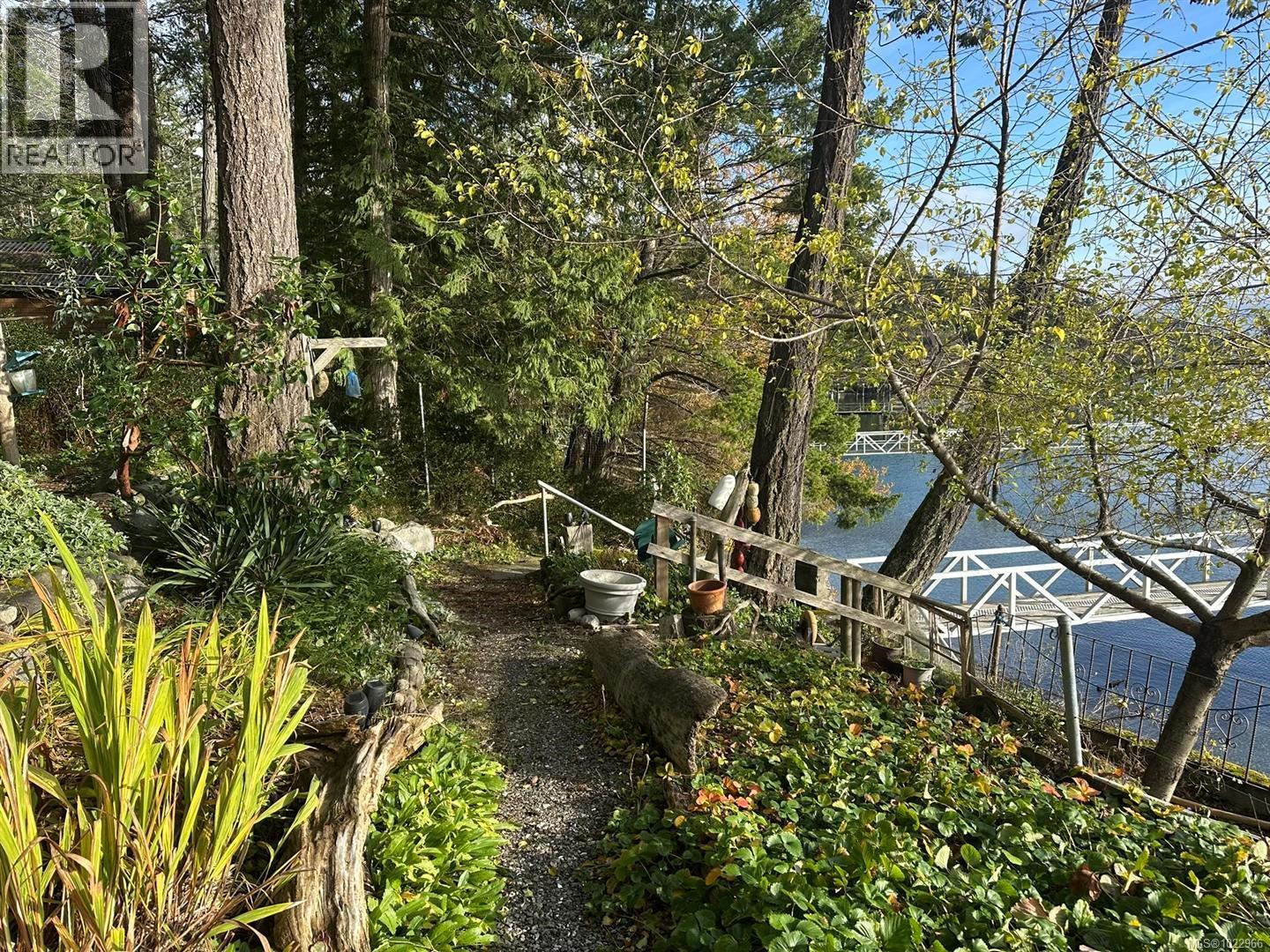 10 Mckenzie Cres, Piers Island, British Columbia  V8L 5Y7 - Photo 4 - 1022966